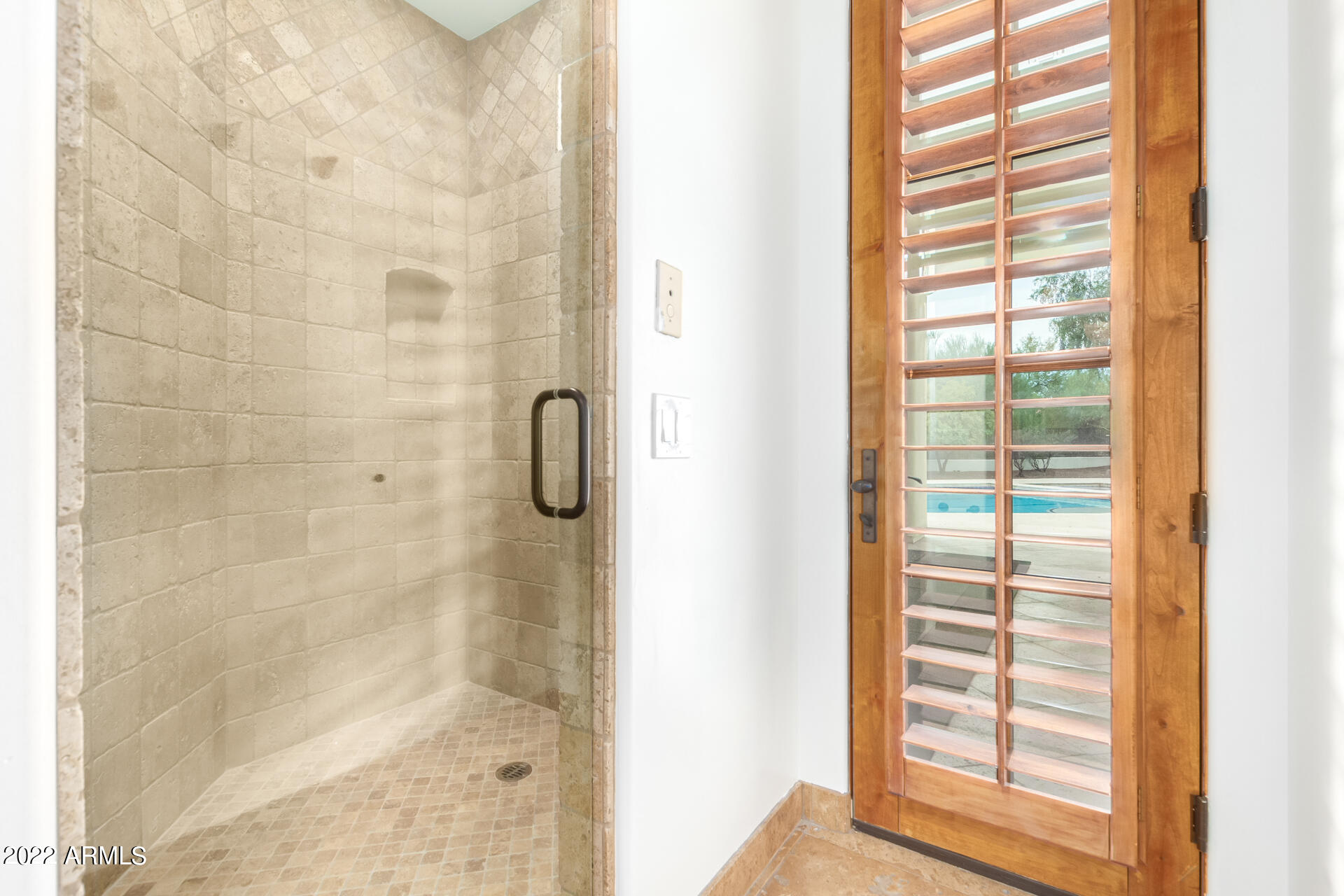 WHITE ESTATES AMD - Residential