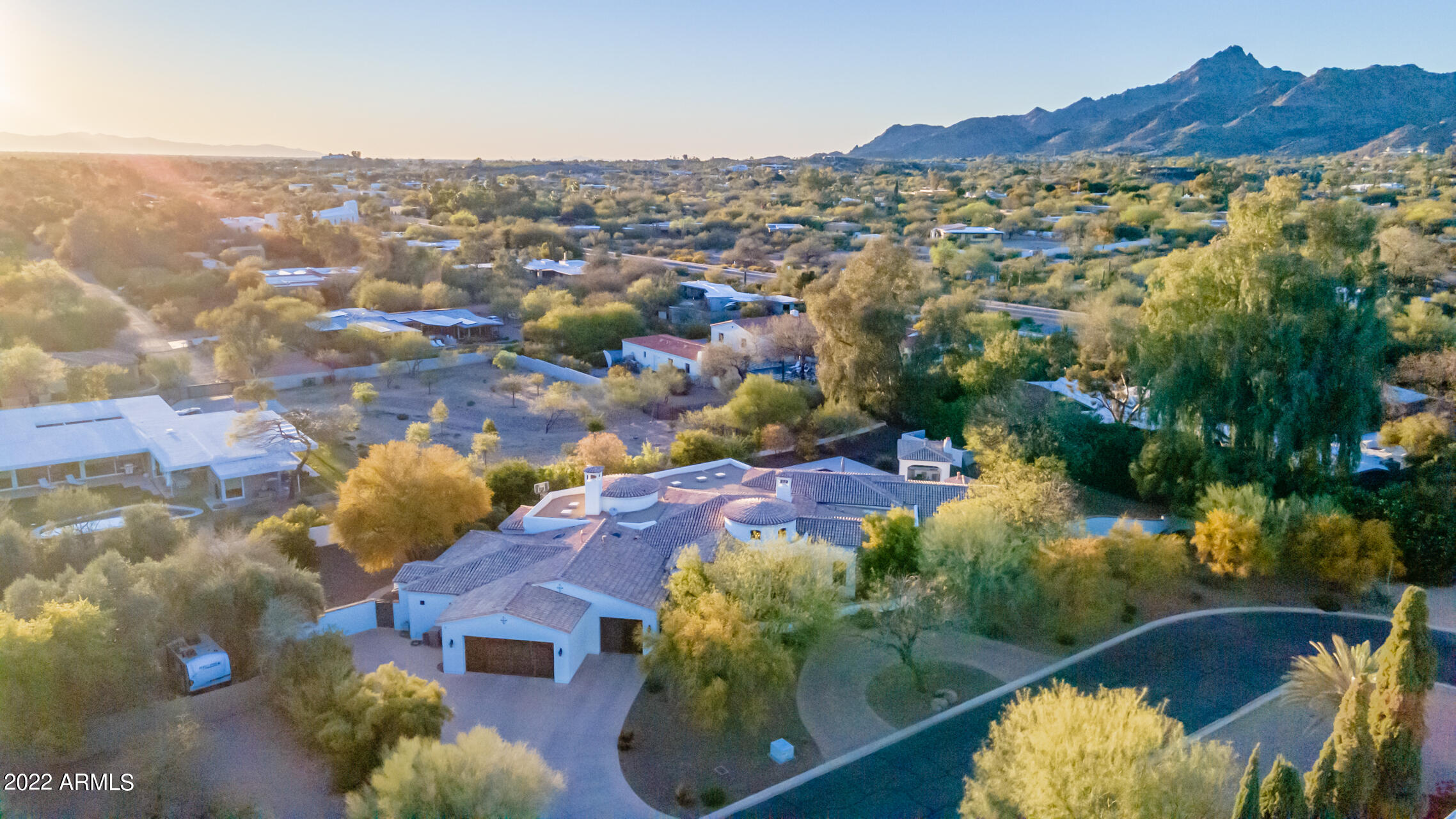 WHITE ESTATES AMD - Residential