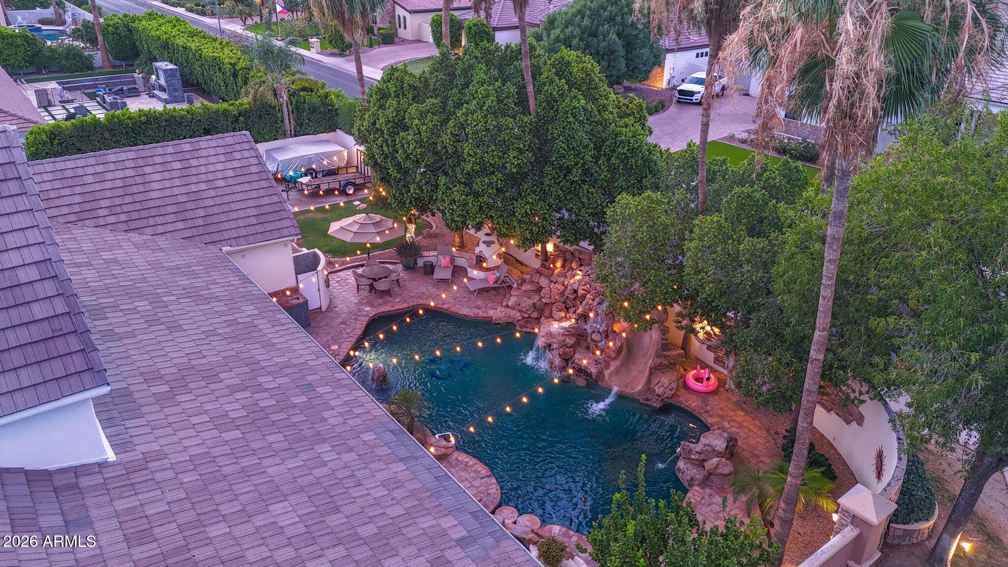 HIDDEN GROVES - Residential