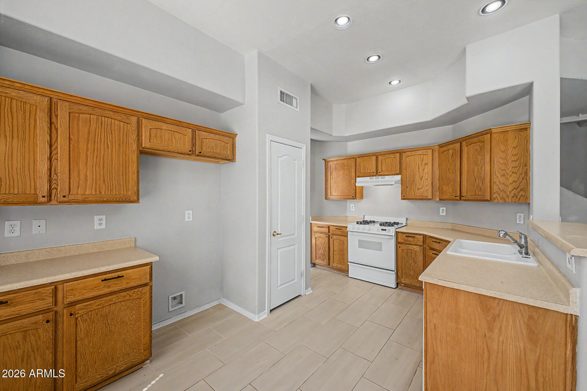 ROLLING HILLS AT LAS SENDAS - Residential