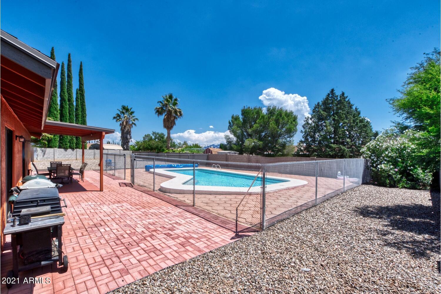 TRACT UNIT 115 AMD - Residential
