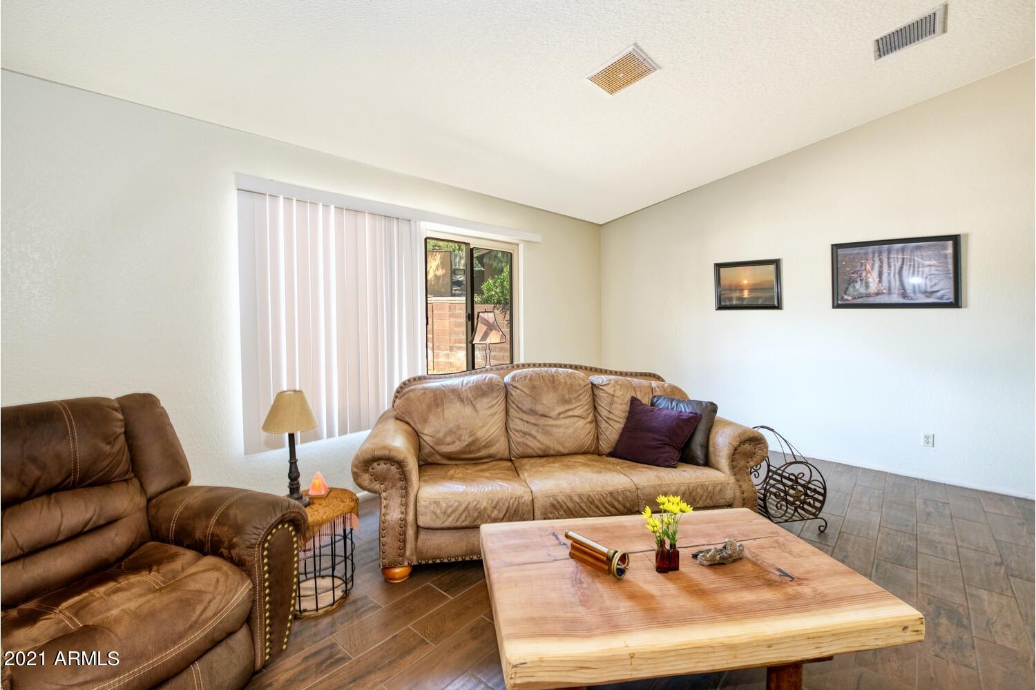 TRACT UNIT 115 AMD - Residential