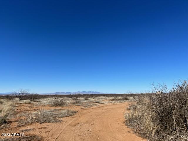 CHIRICAHUA TRAIL RANCHES APACHE - Land