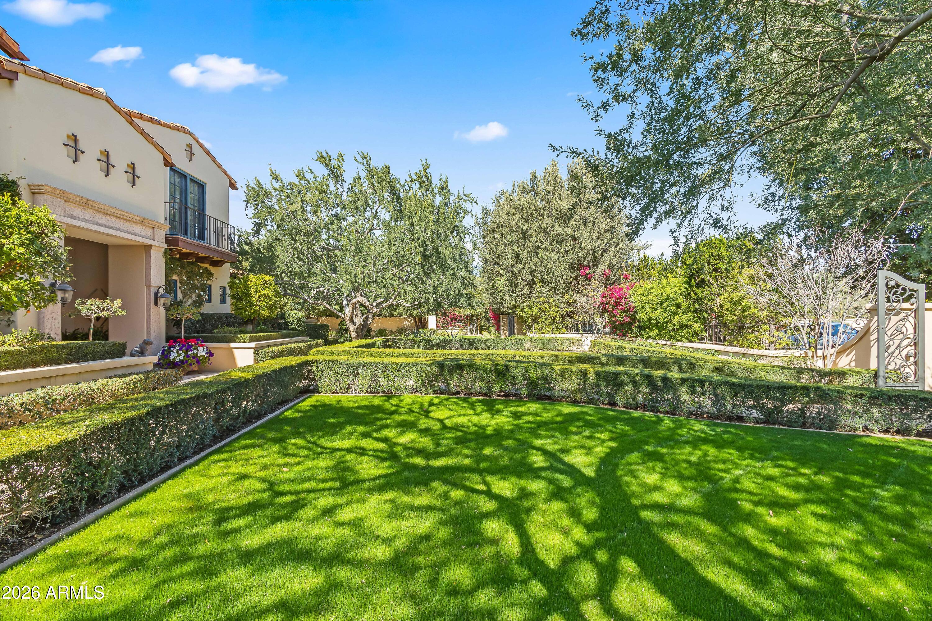 SQUAW PEAK ESTATES TR 1-4 - Residential