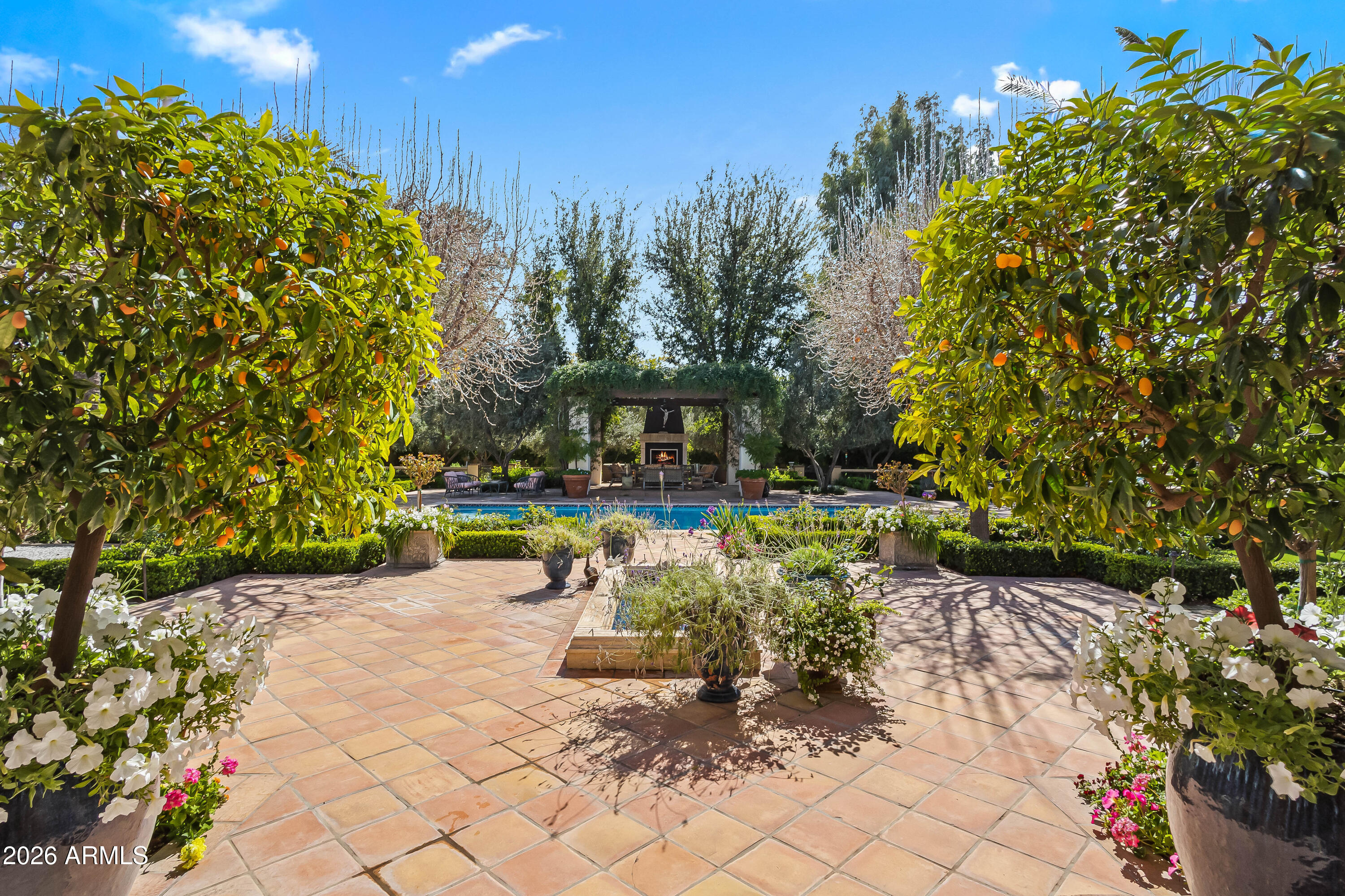 SQUAW PEAK ESTATES TR 1-4 - Residential