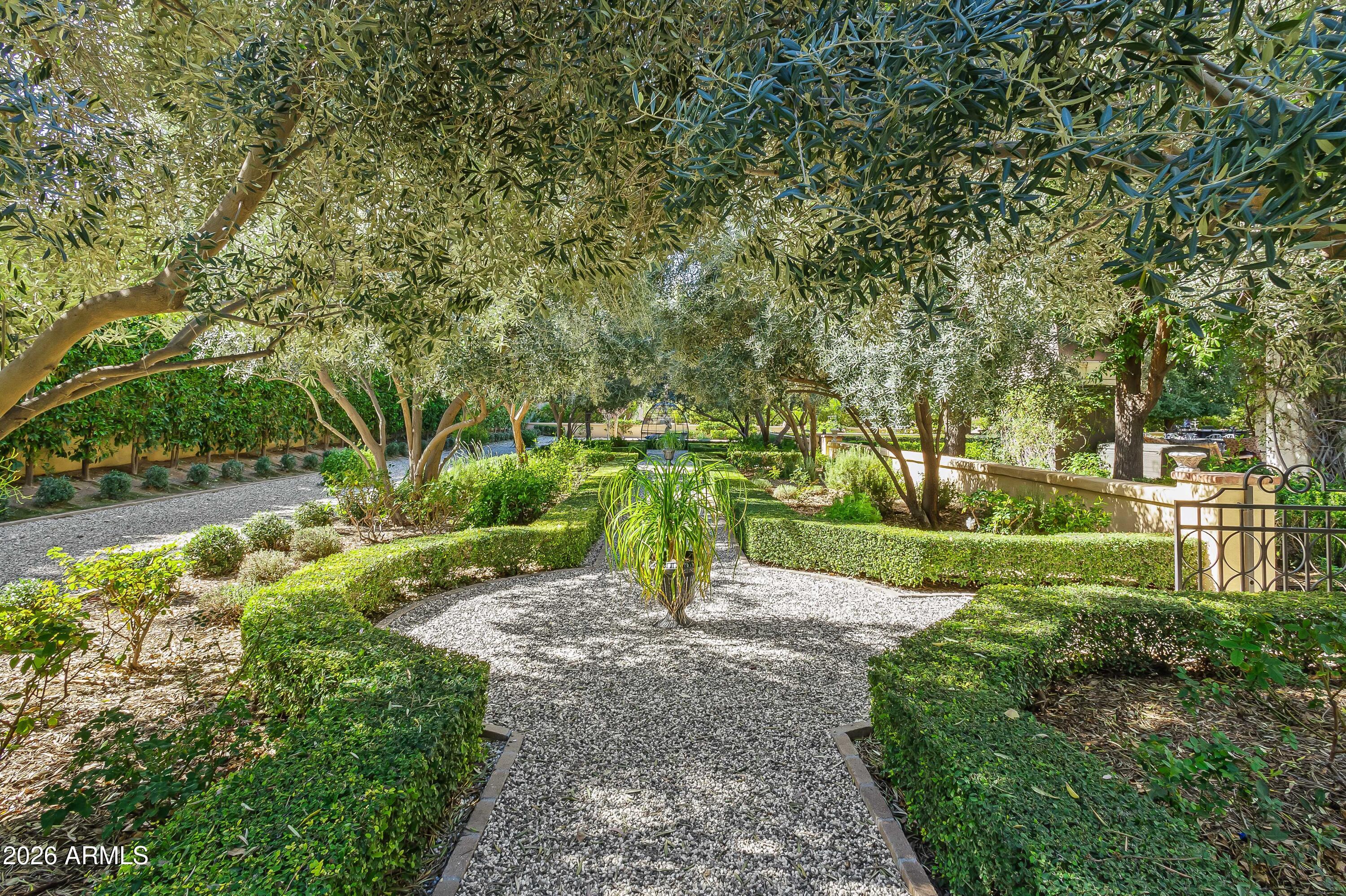 SQUAW PEAK ESTATES TR 1-4 - Residential