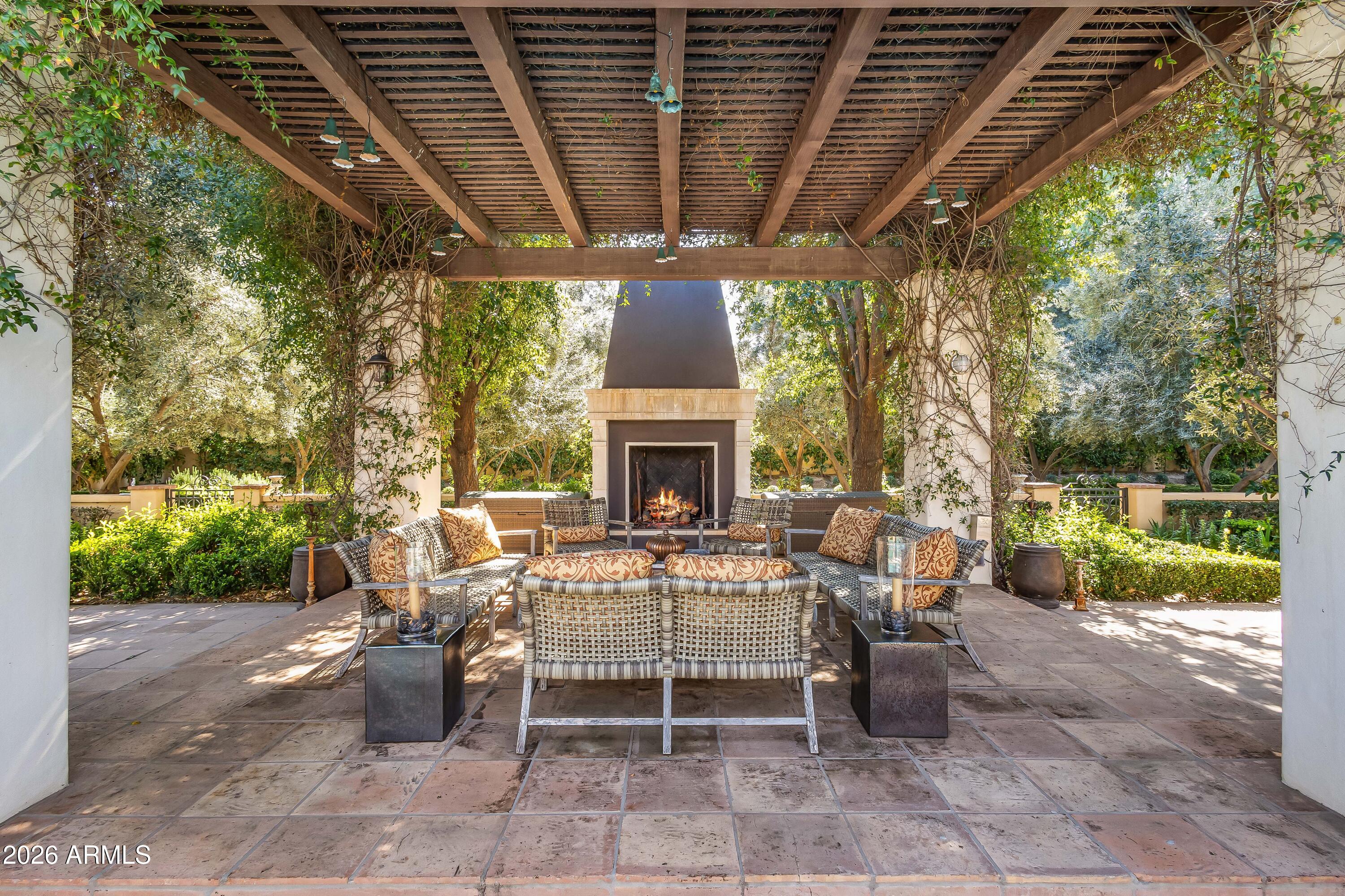 SQUAW PEAK ESTATES TR 1-4 - Residential