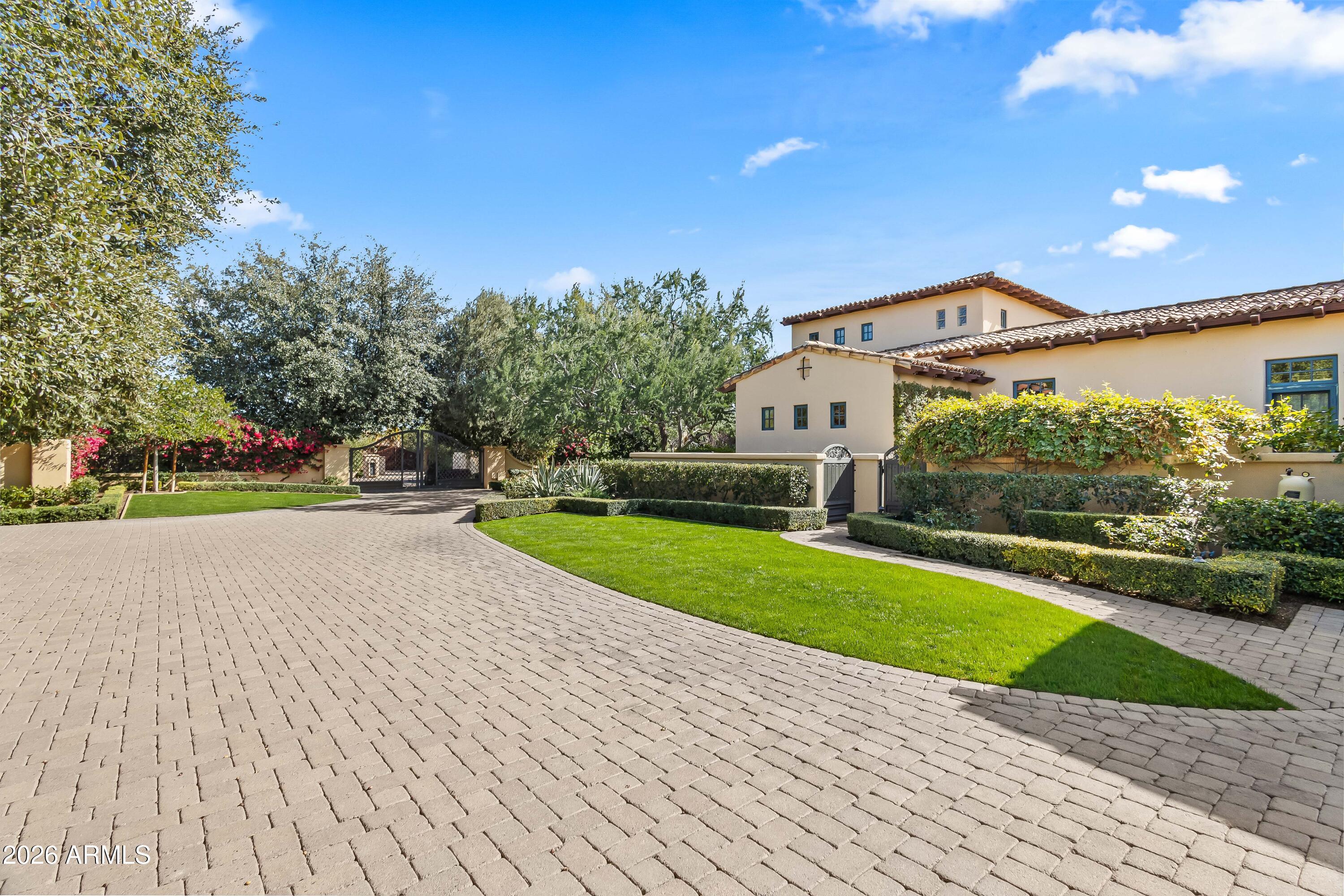 SQUAW PEAK ESTATES TR 1-4 - Residential