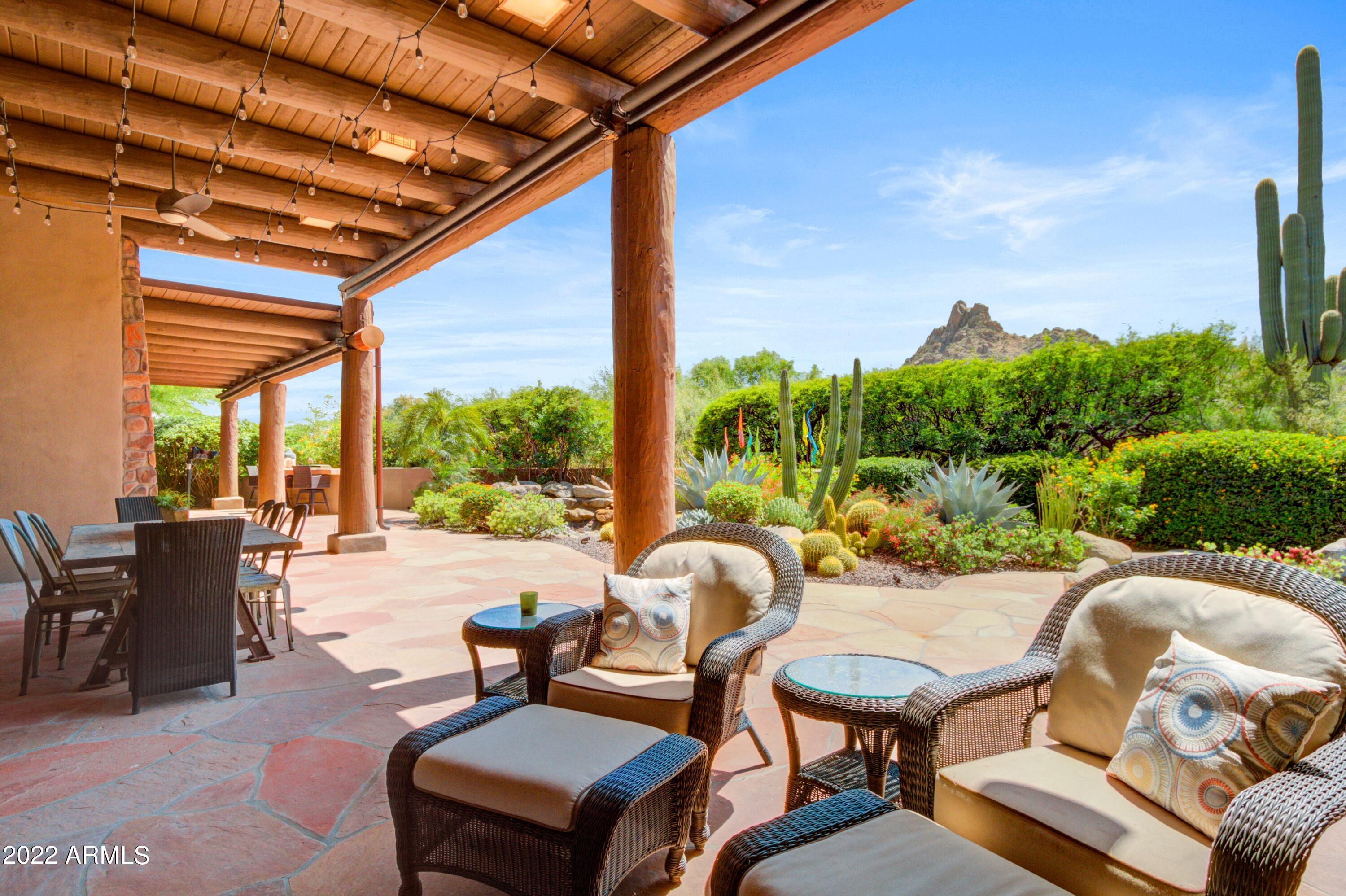 ESTANCIA - Residential