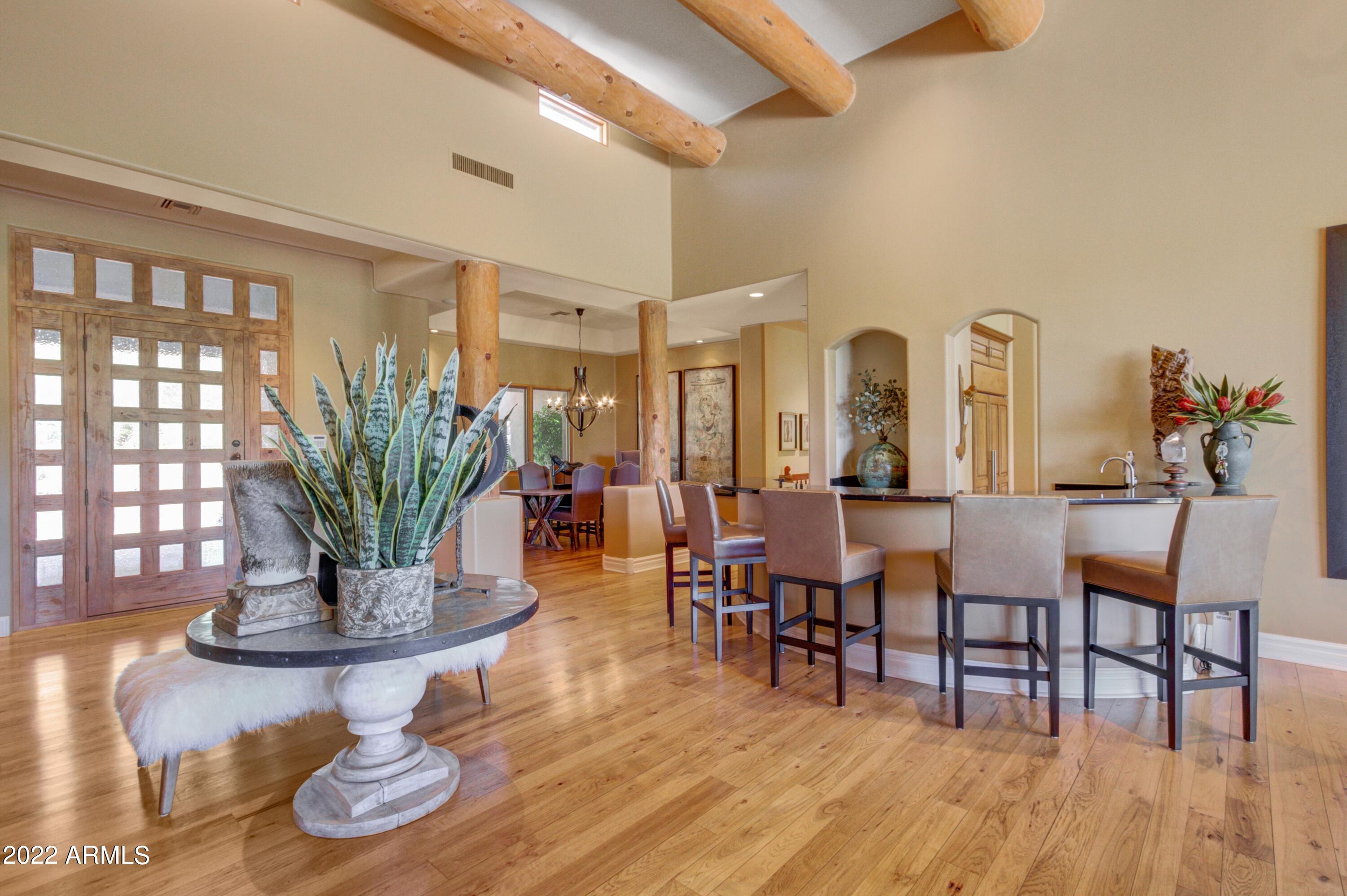 ESTANCIA - Residential