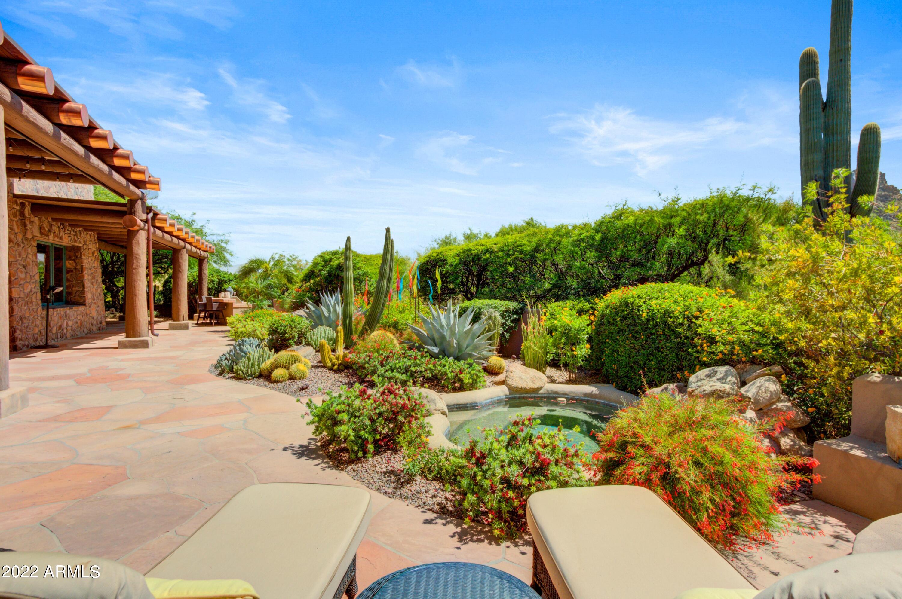 ESTANCIA - Residential