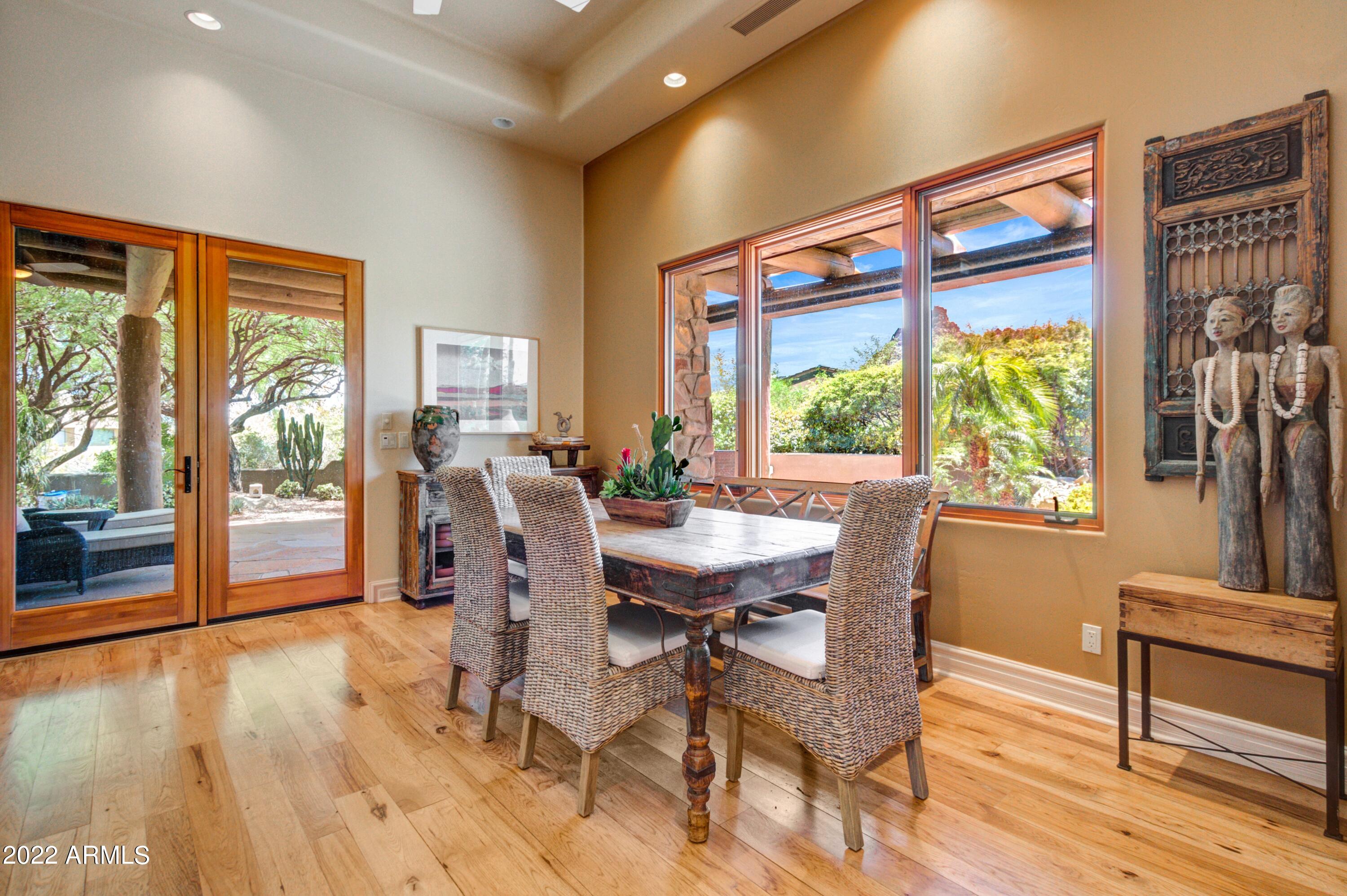 ESTANCIA - Residential
