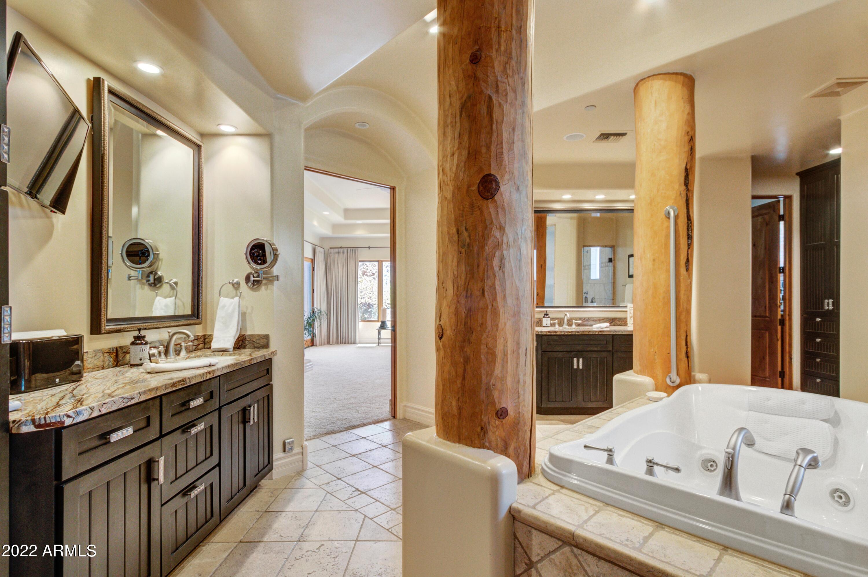 ESTANCIA - Residential