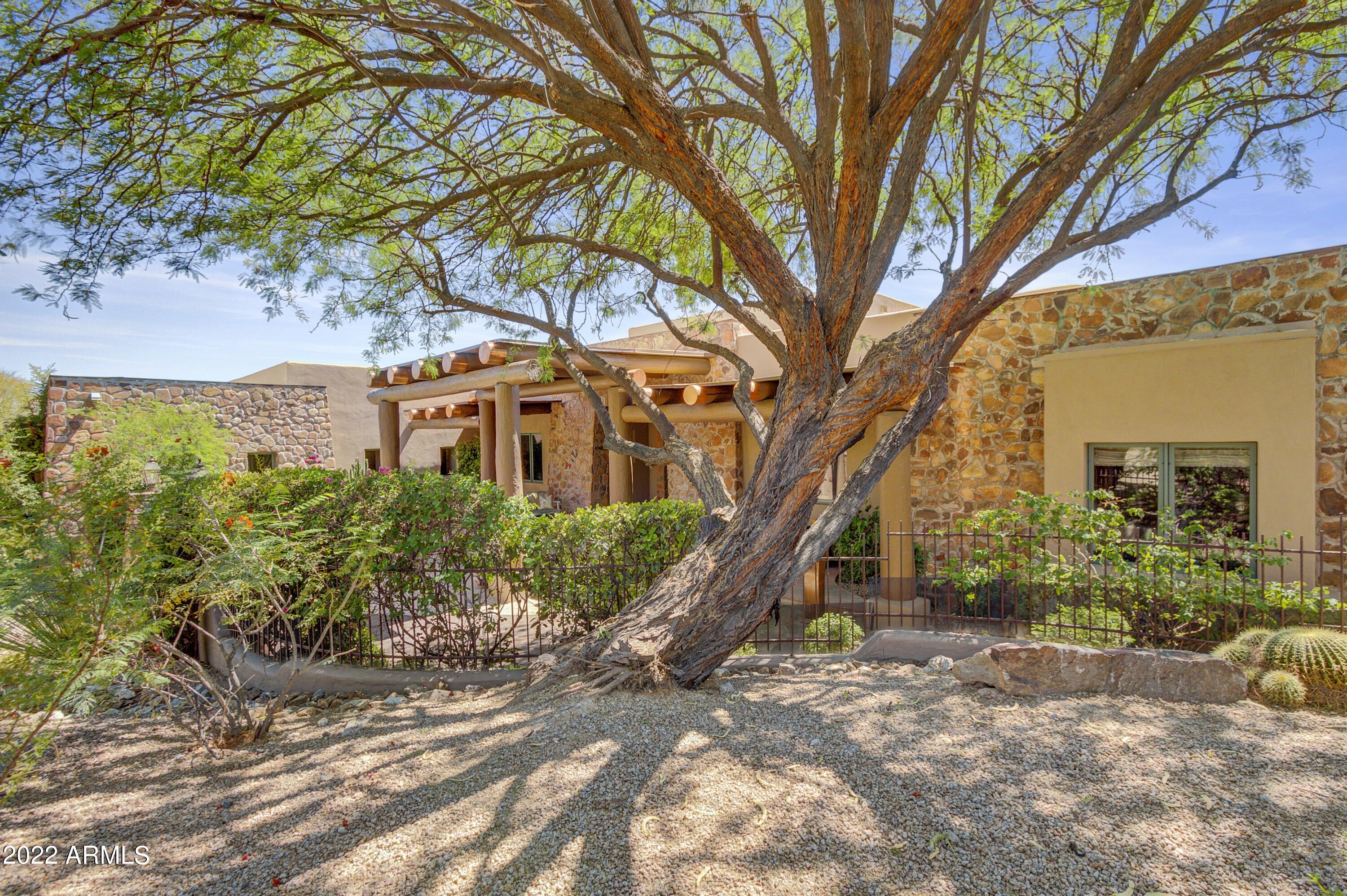 ESTANCIA - Residential