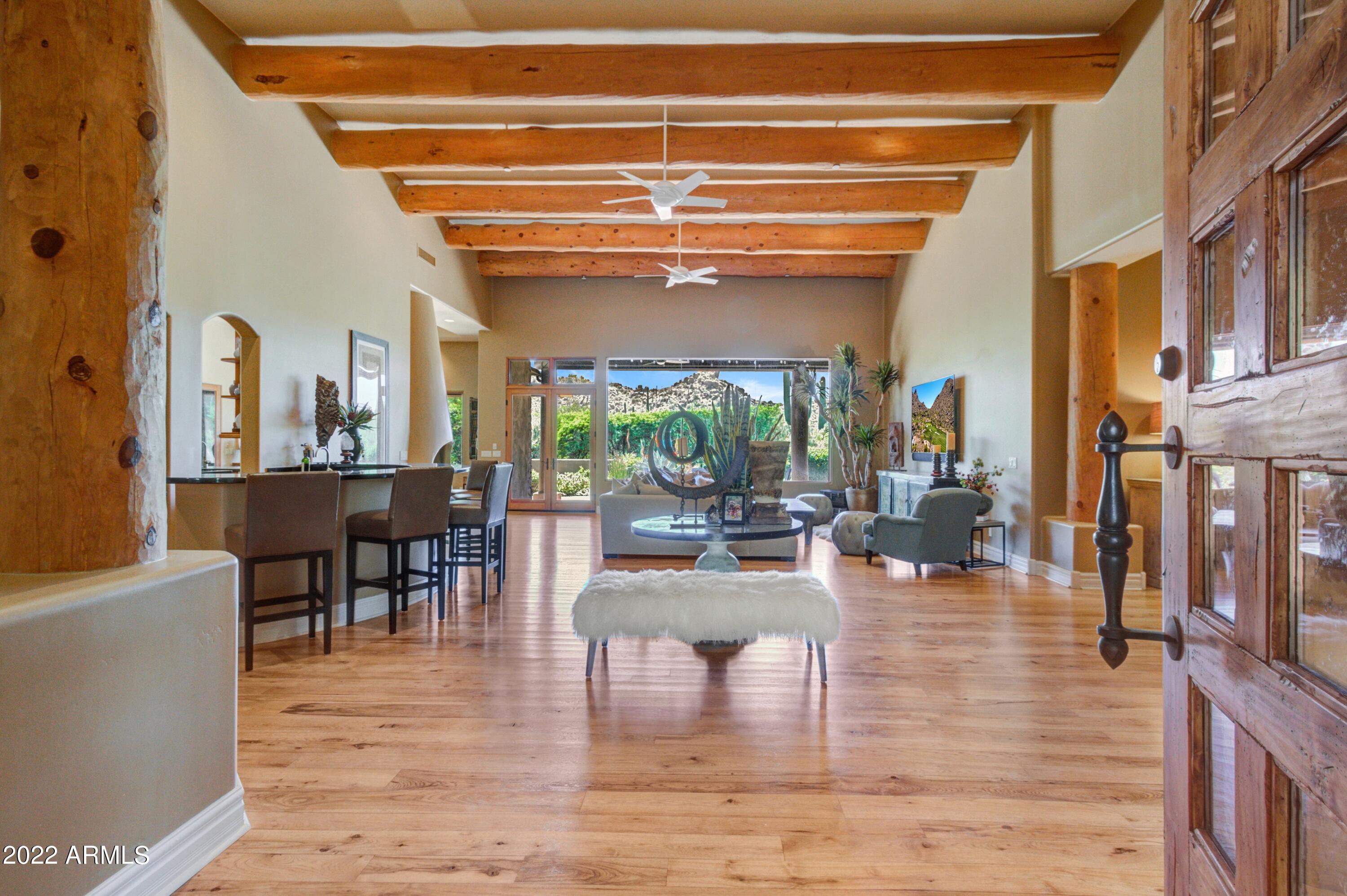 ESTANCIA - Residential