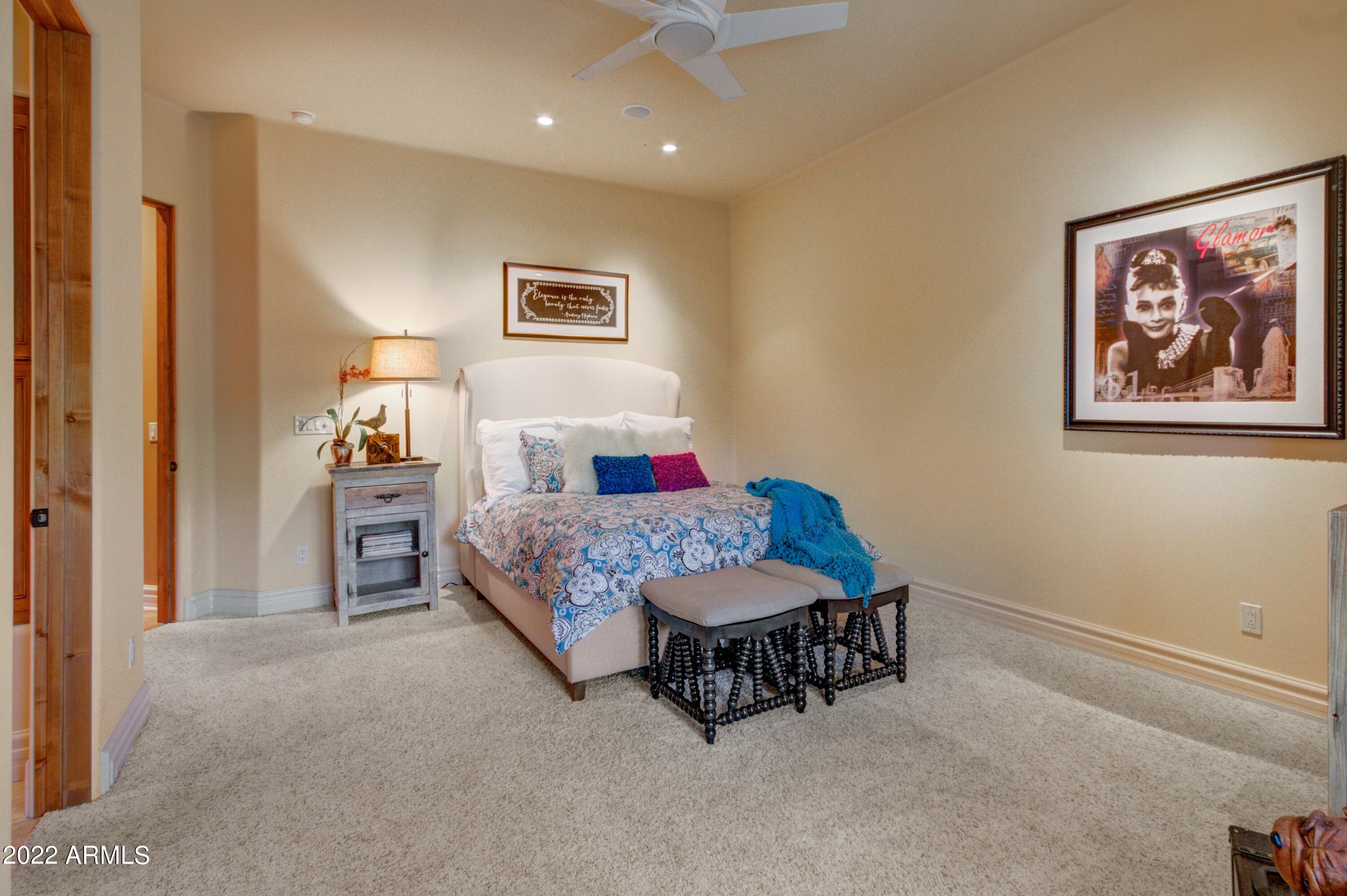 ESTANCIA - Residential