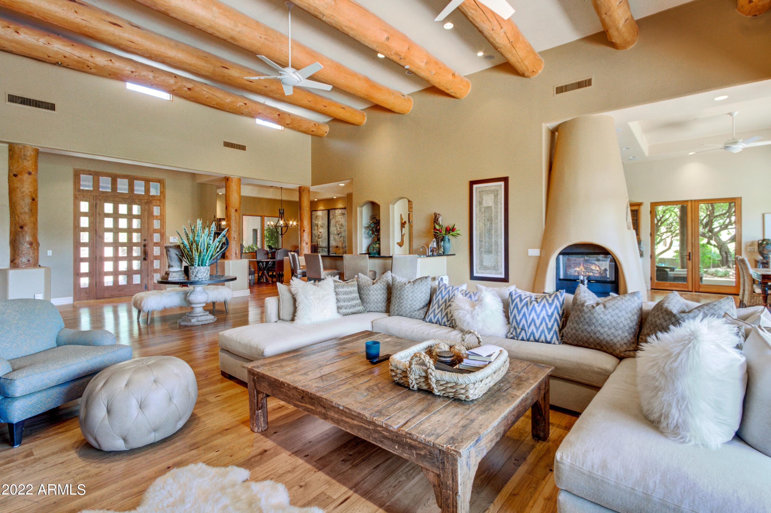 ESTANCIA - Residential