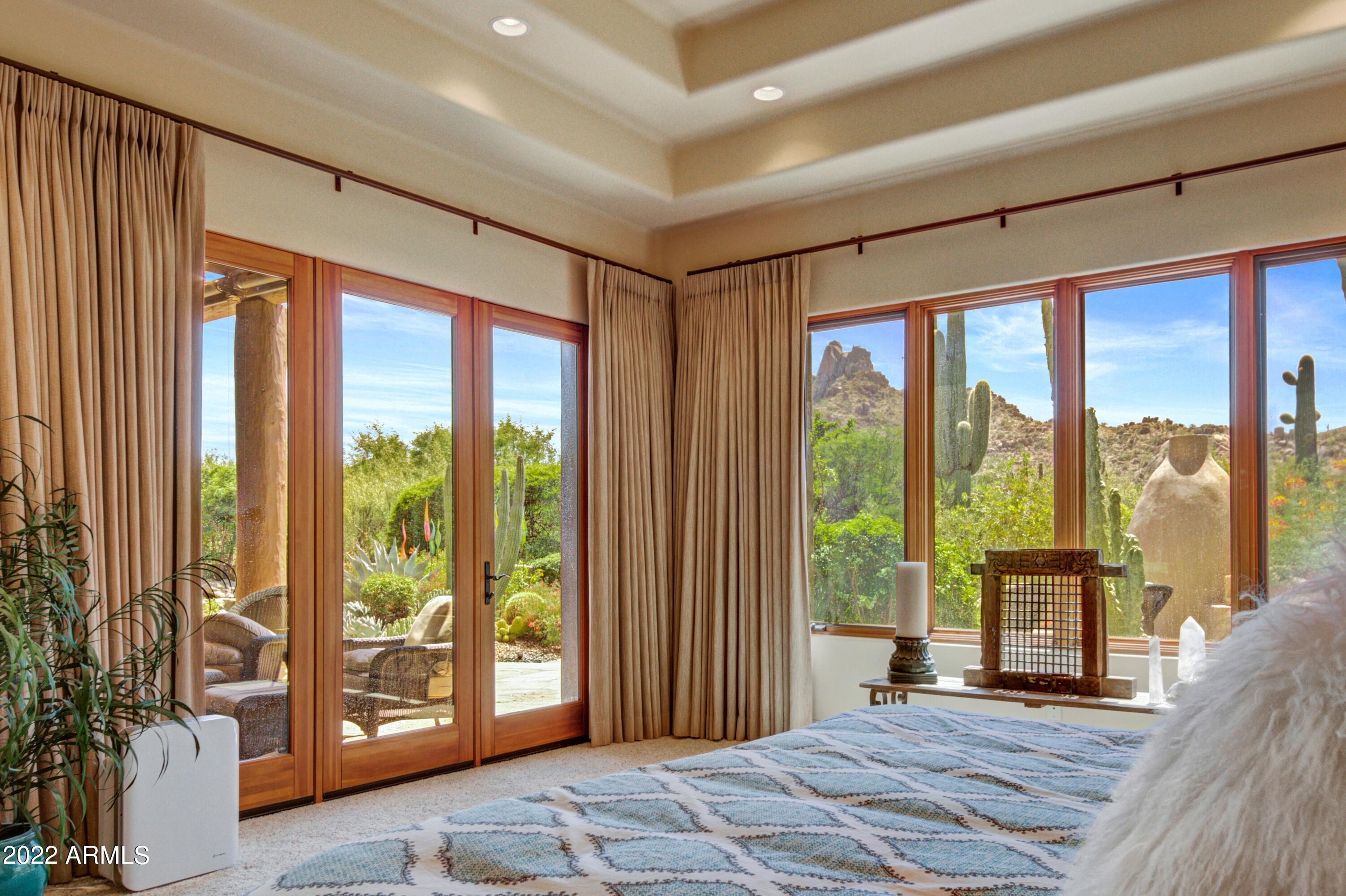 ESTANCIA - Residential