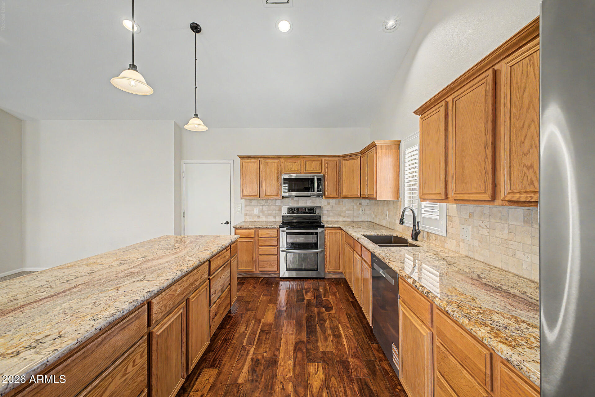 STONEGATE CROSSING - Residential