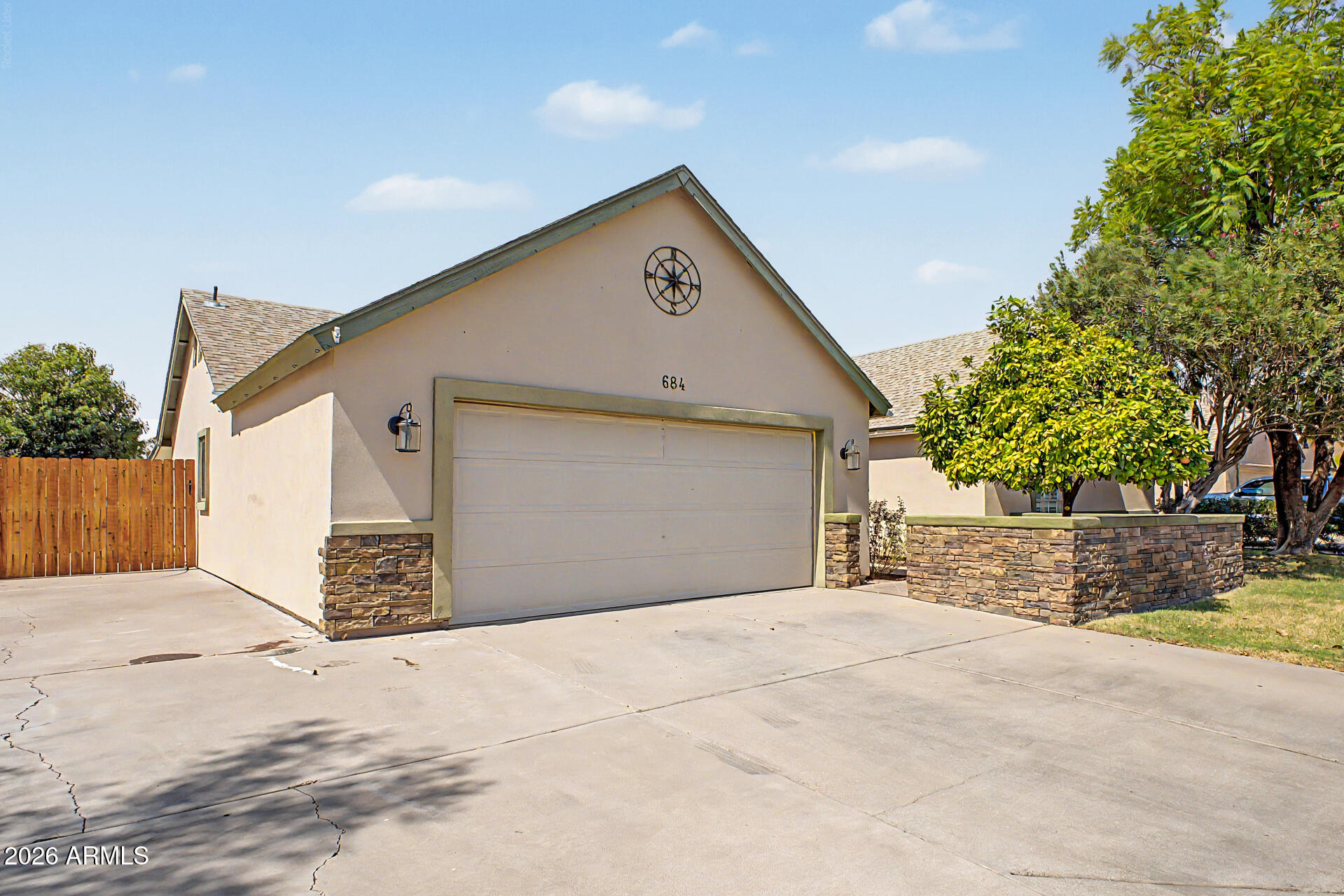 STONEGATE CROSSING - Residential