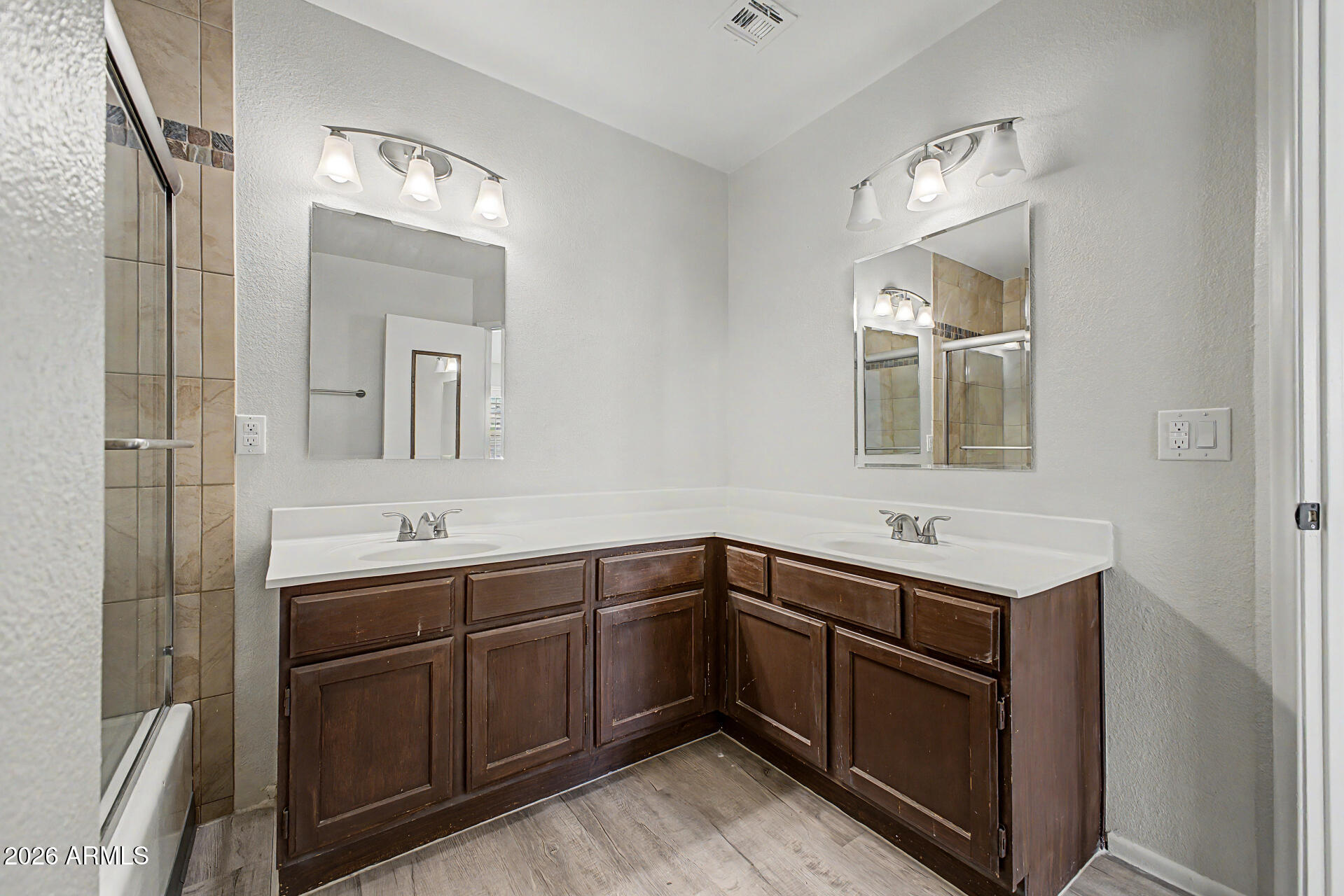 STONEGATE CROSSING - Residential