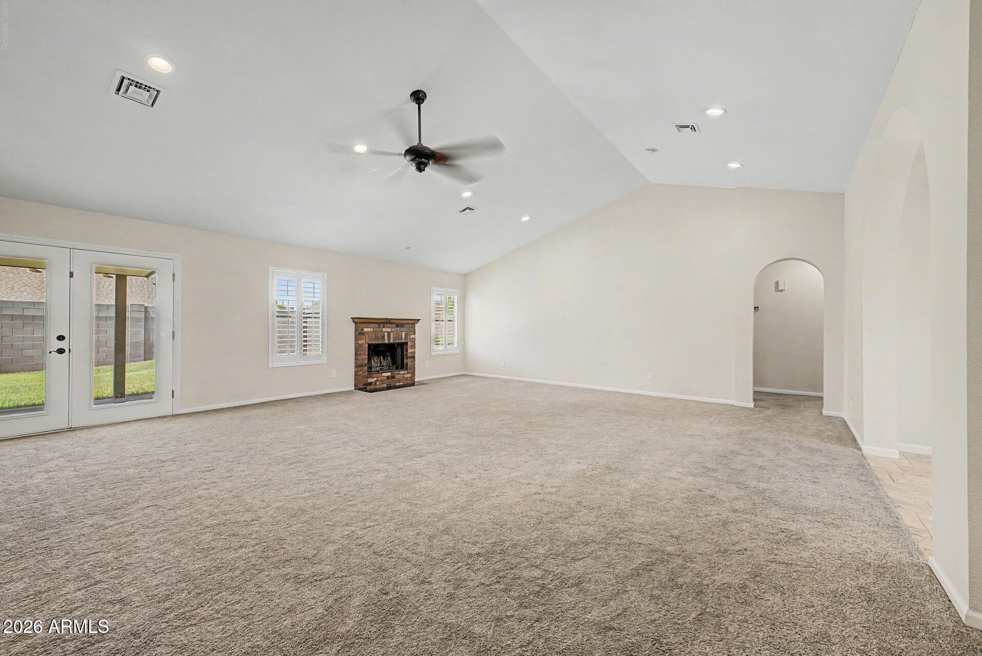 STONEGATE CROSSING - Residential