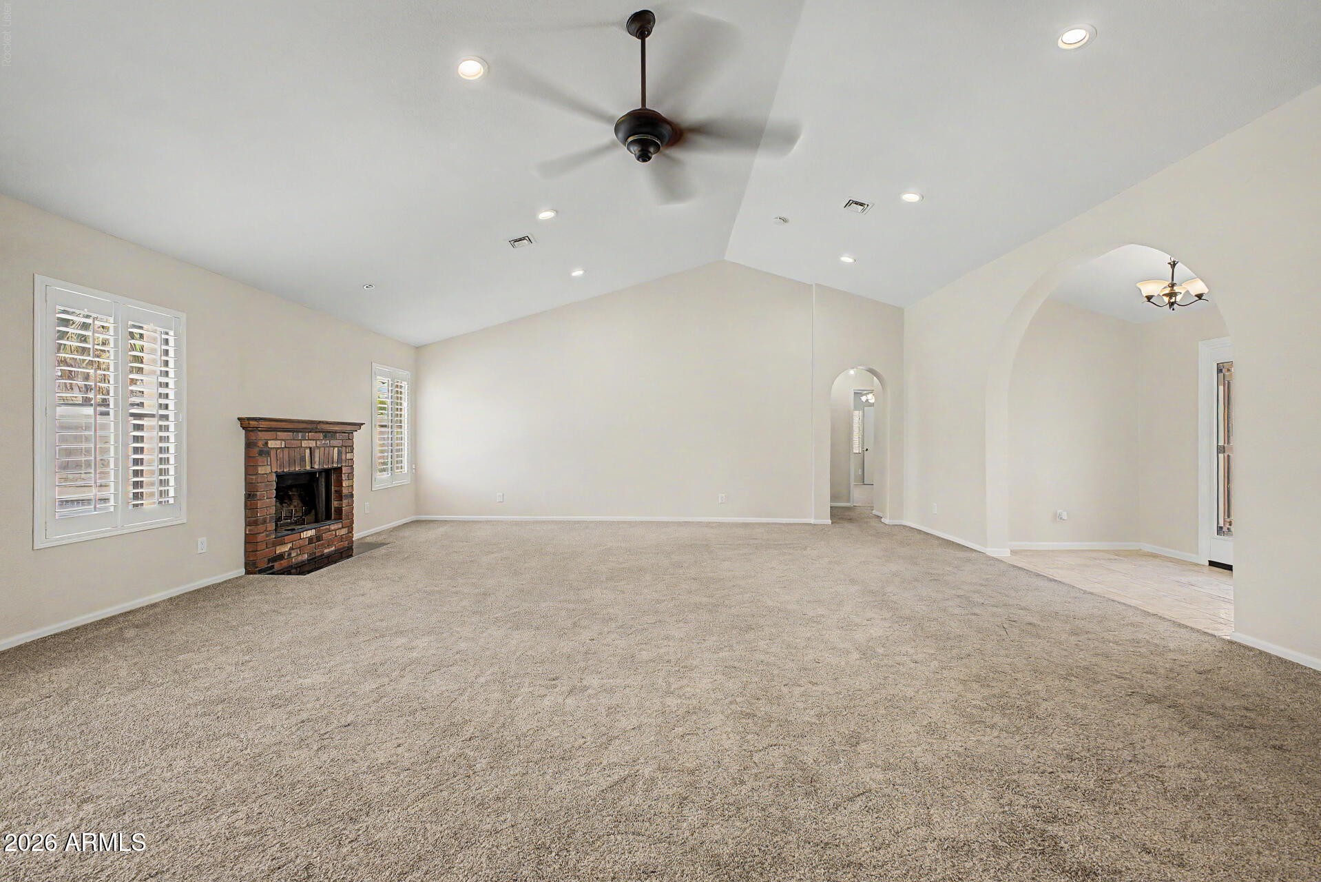 STONEGATE CROSSING - Residential