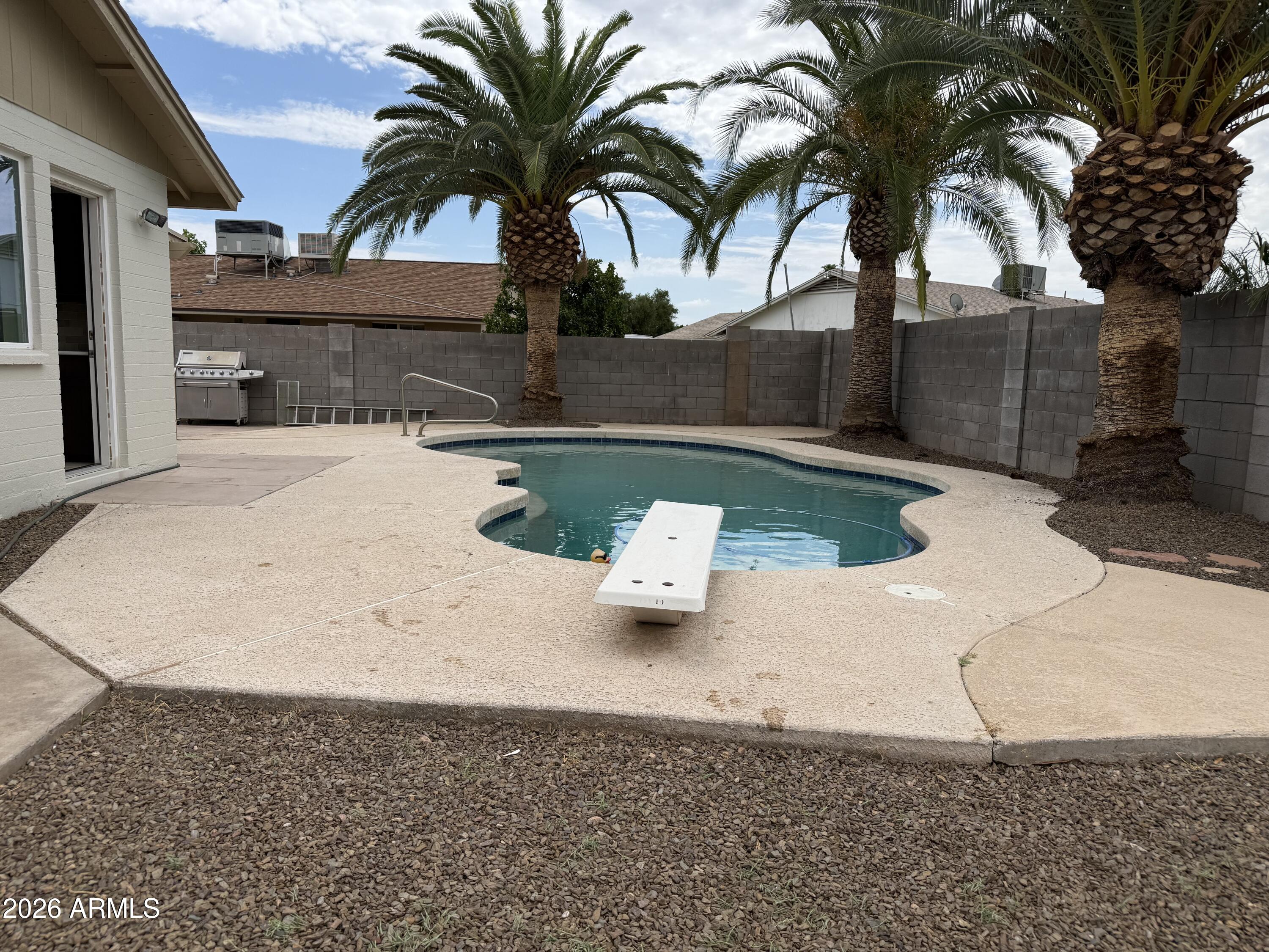 MELROSE PARK PARADISE - Residential