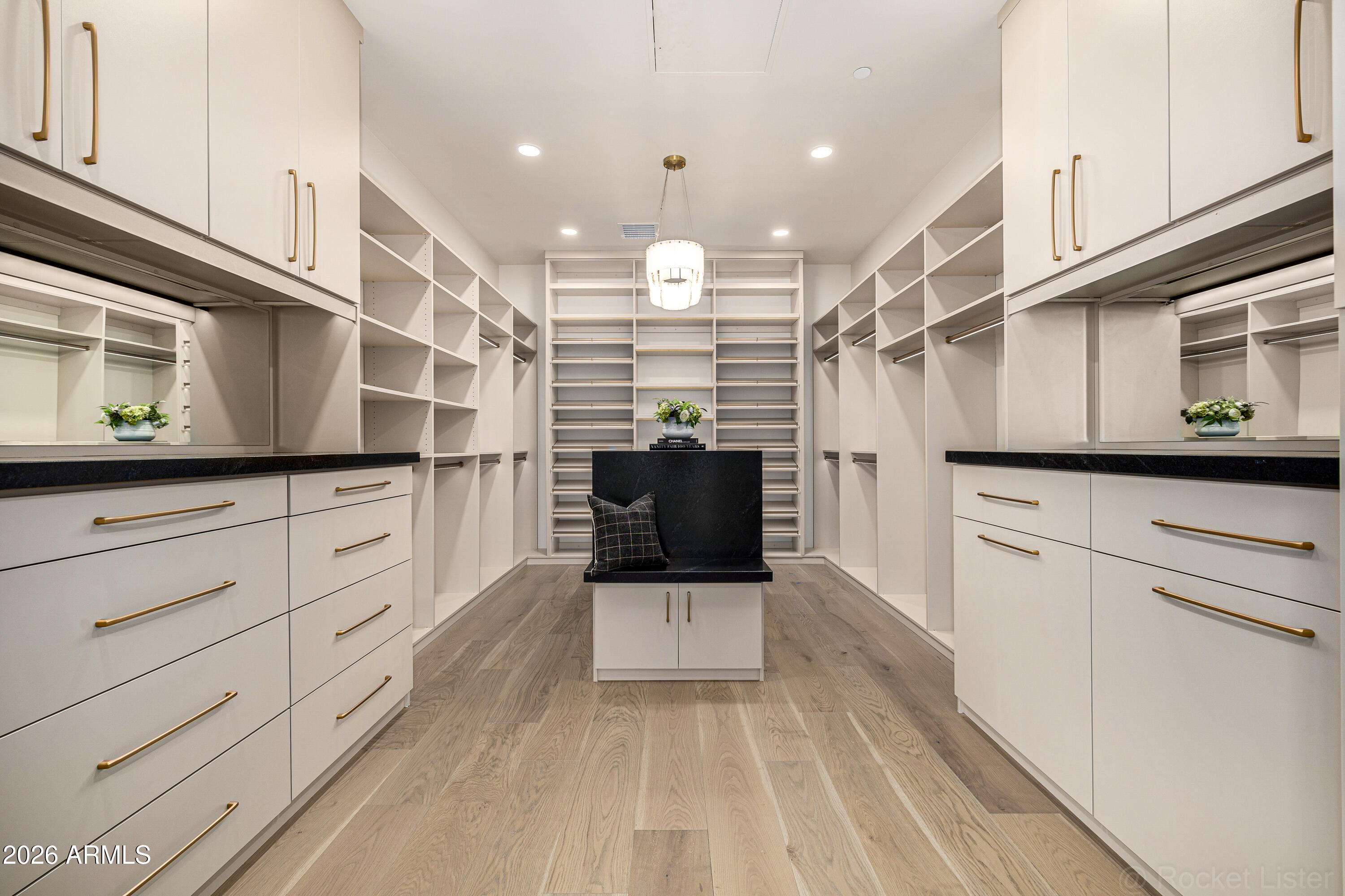 PARADISE VALLEY PALMS UNIT 5 AMD - Residential