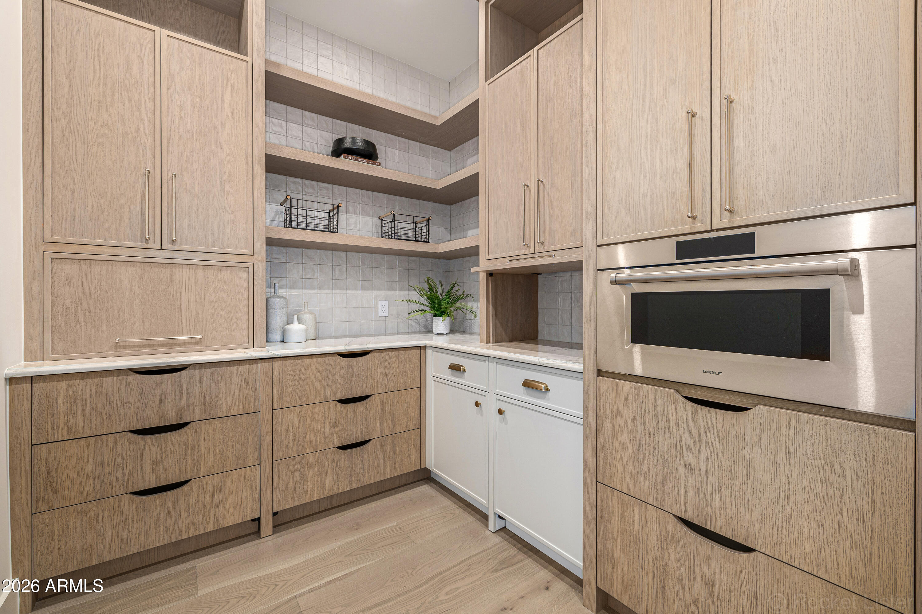 PARADISE VALLEY PALMS UNIT 5 AMD - Residential