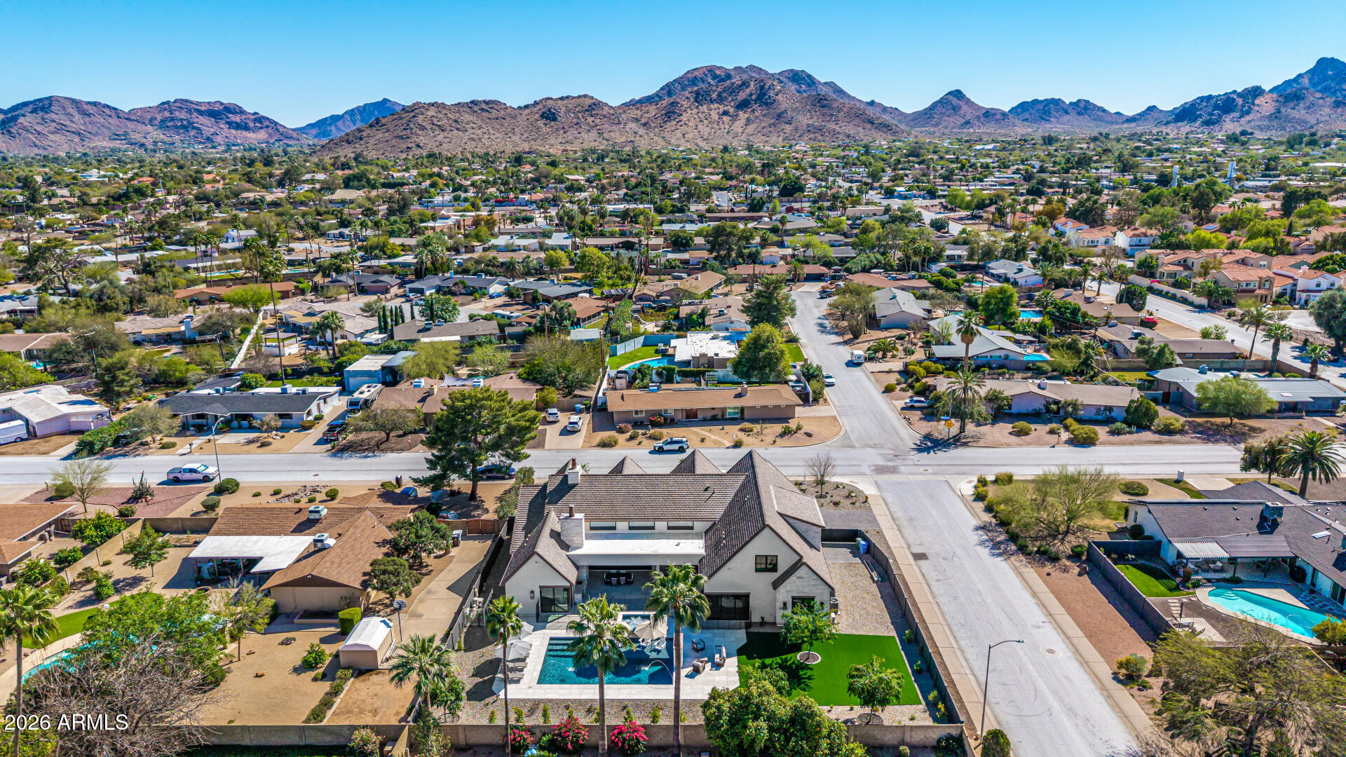 PARADISE VALLEY PALMS UNIT 5 AMD - Residential