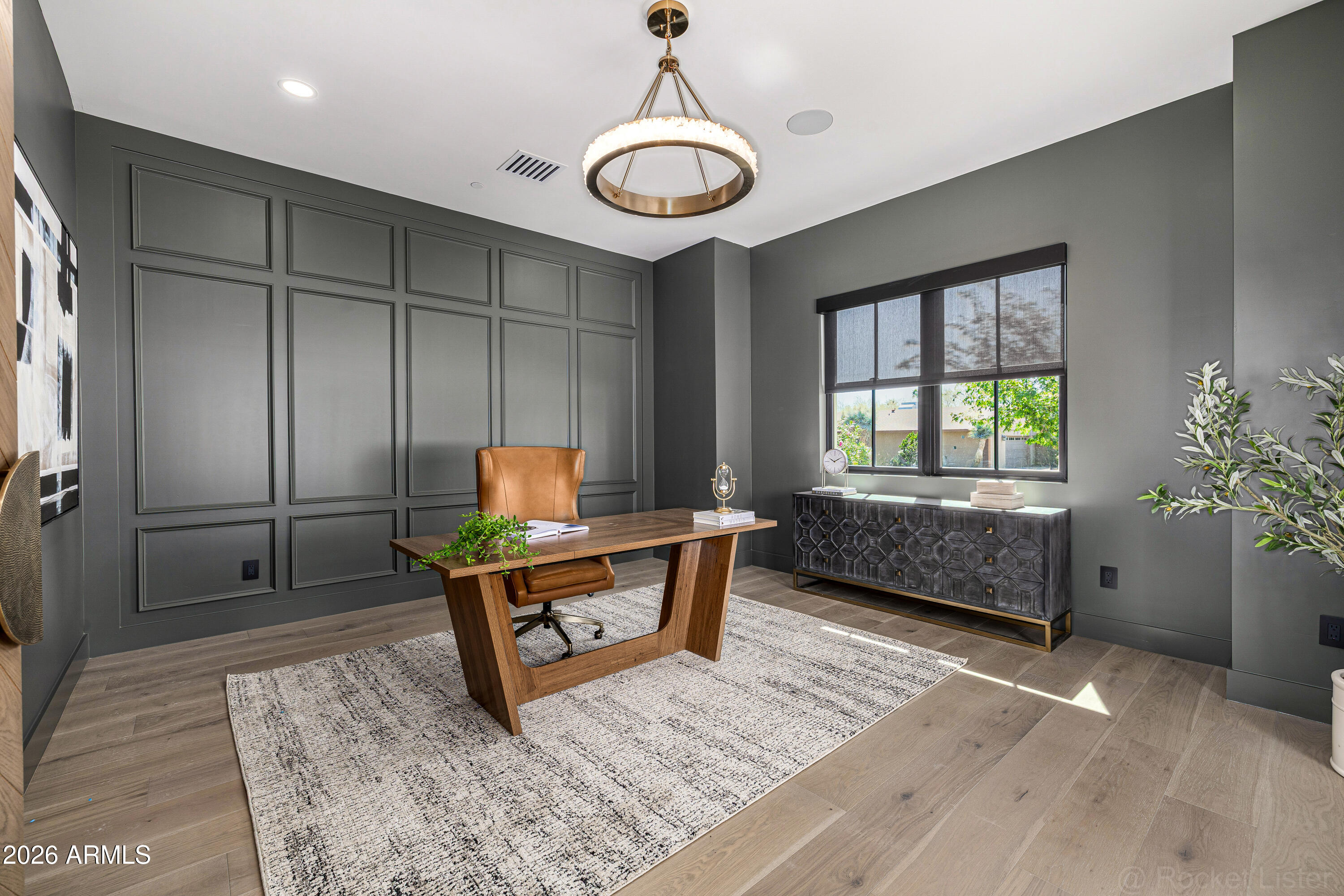 PARADISE VALLEY PALMS UNIT 5 AMD - Residential