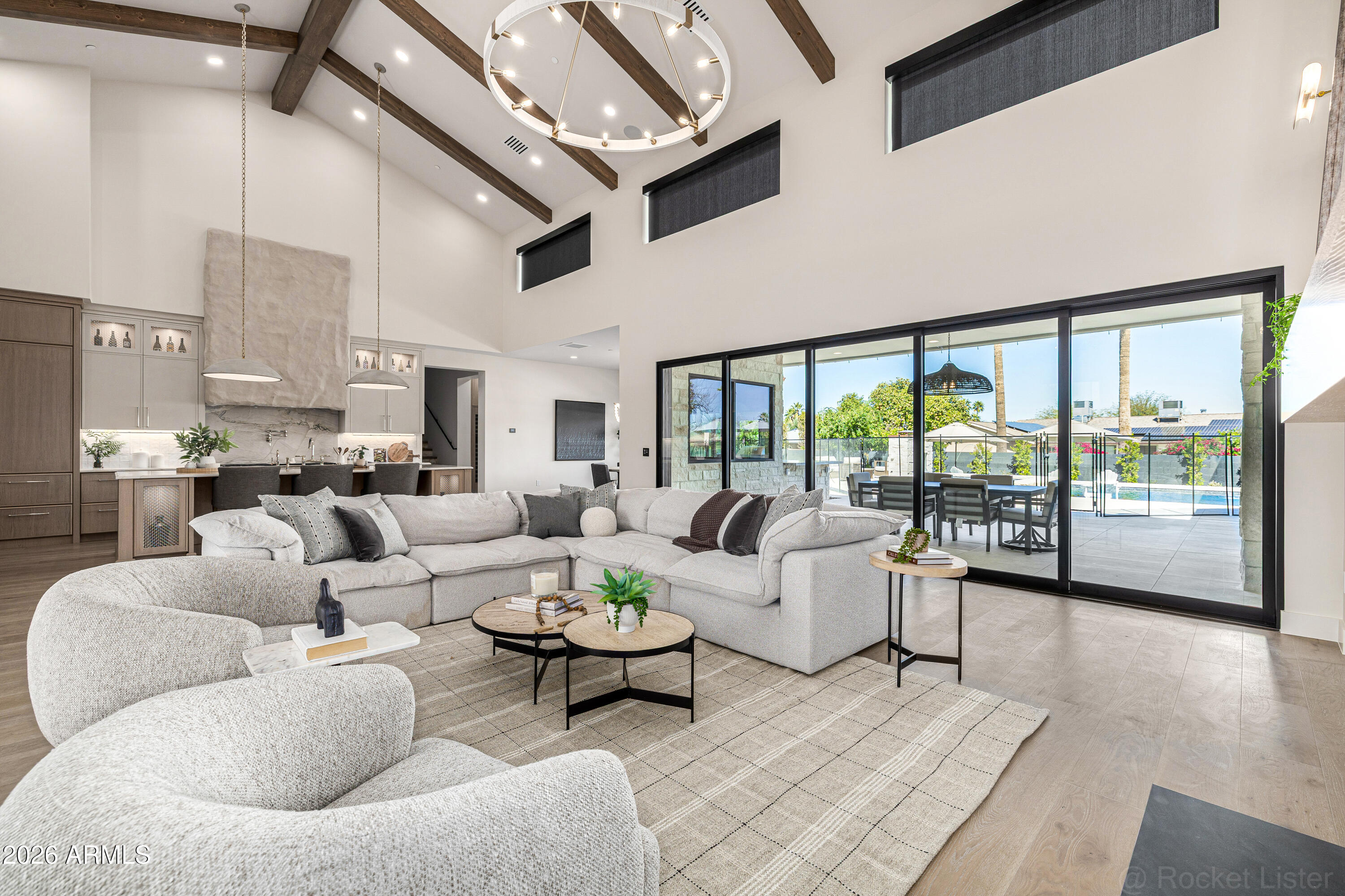 PARADISE VALLEY PALMS UNIT 5 AMD - Residential