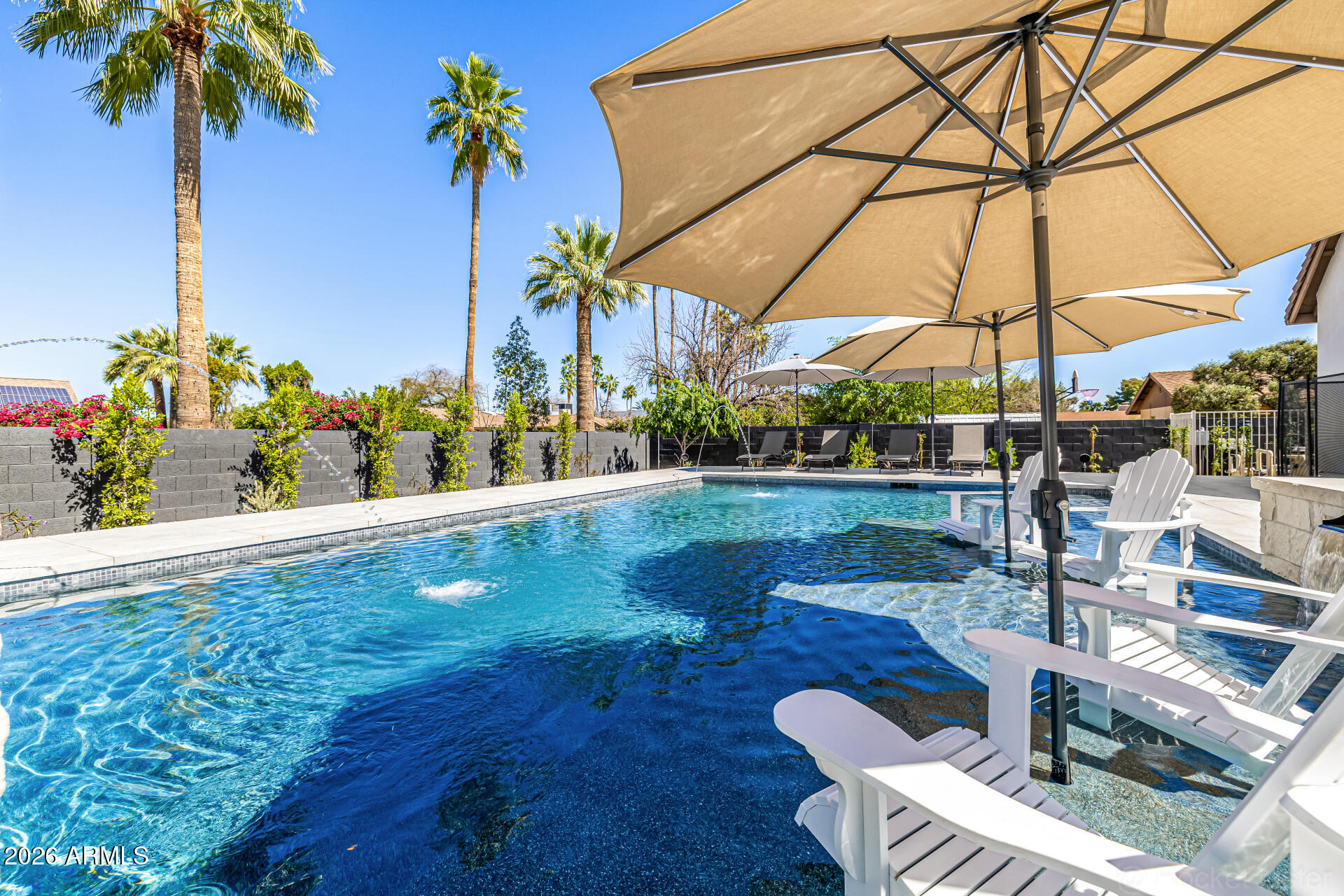 PARADISE VALLEY PALMS UNIT 5 AMD - Residential