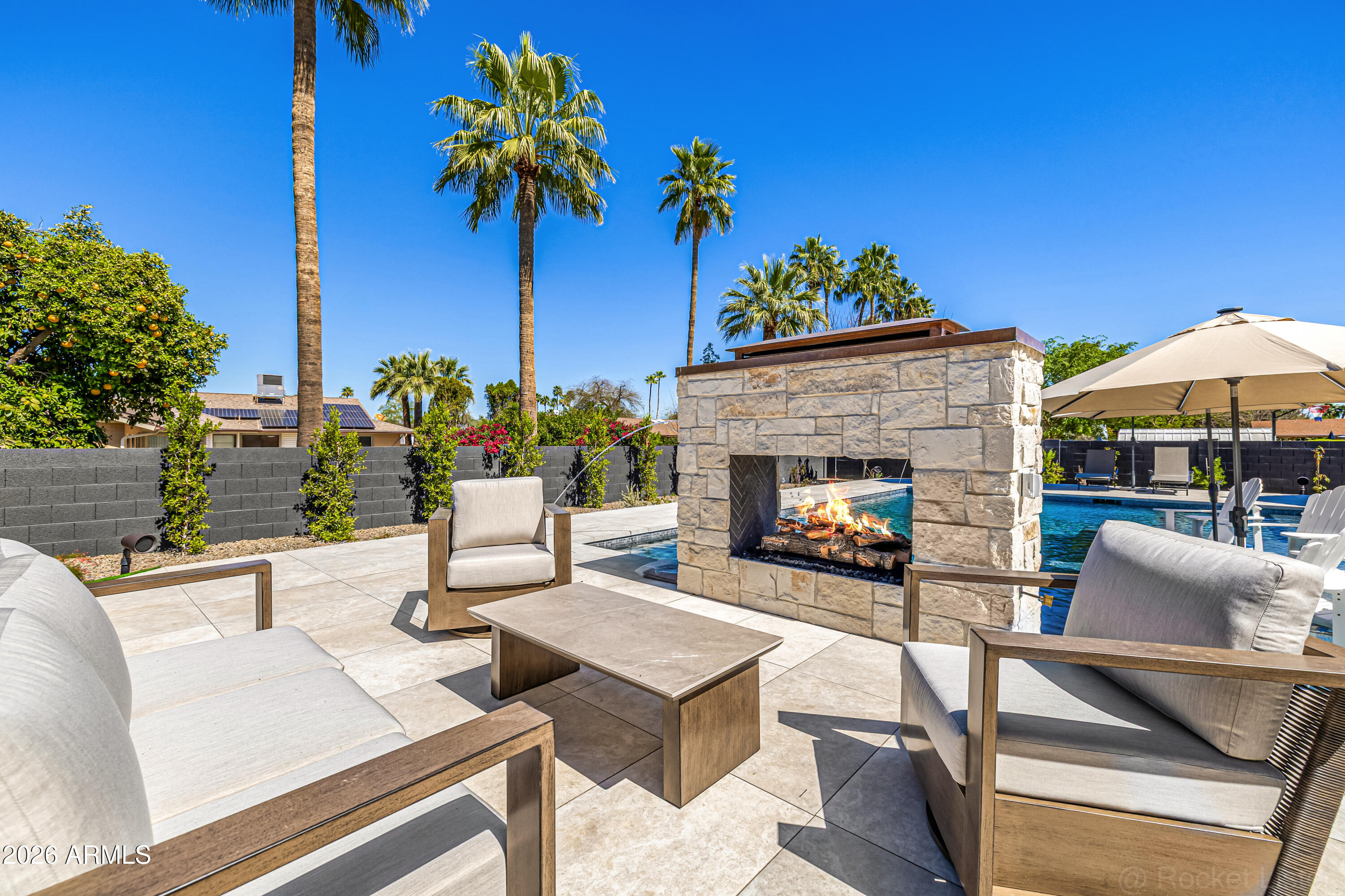 PARADISE VALLEY PALMS UNIT 5 AMD - Residential