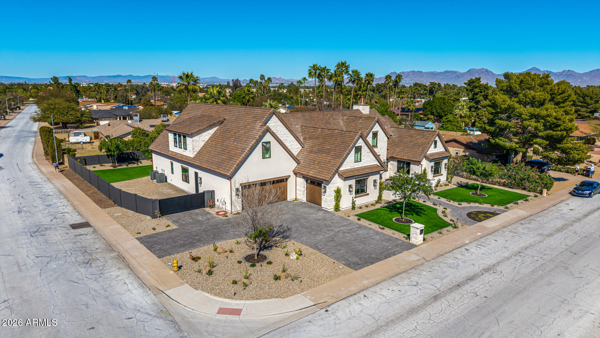 PARADISE VALLEY PALMS UNIT 5 AMD - Residential