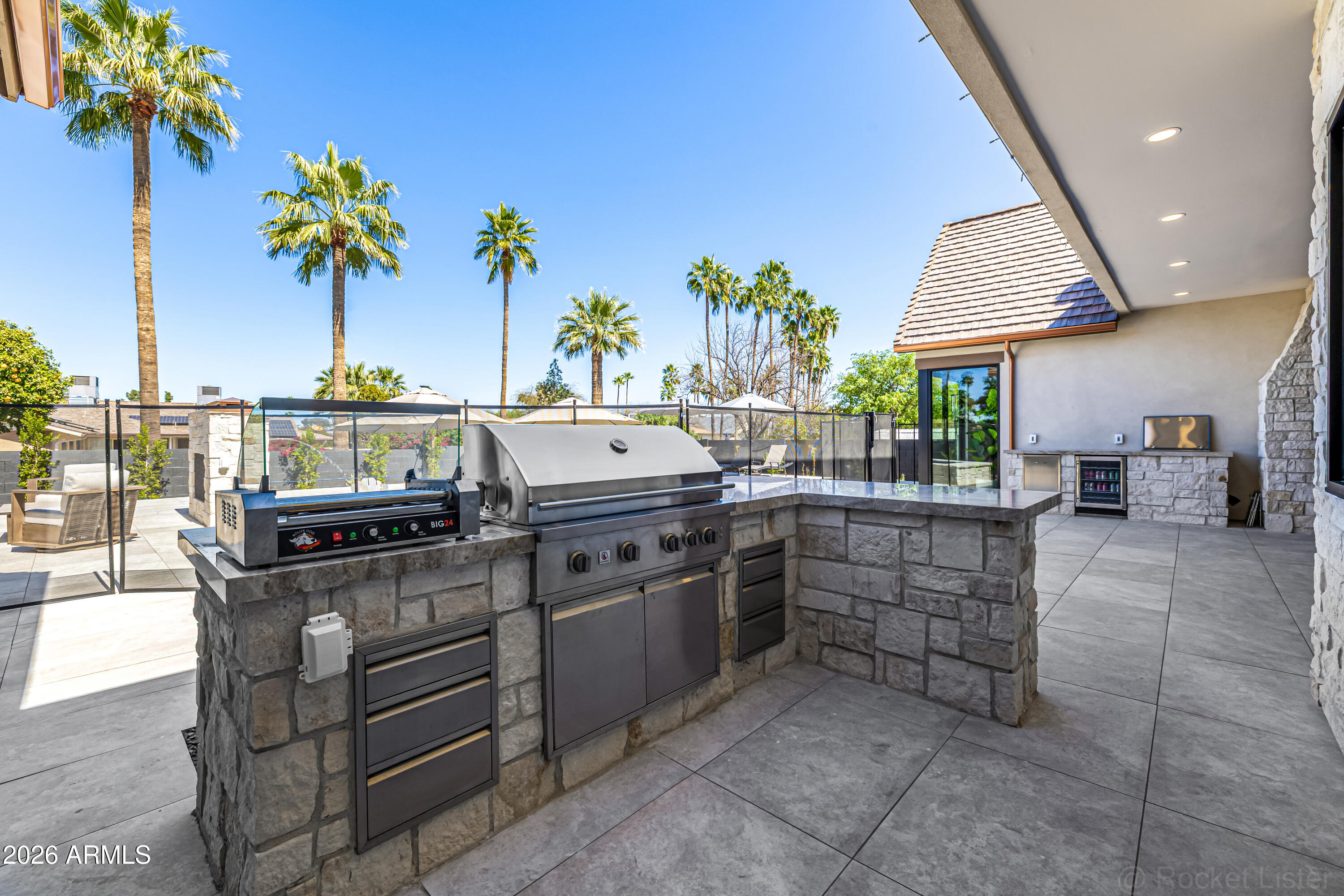 PARADISE VALLEY PALMS UNIT 5 AMD - Residential