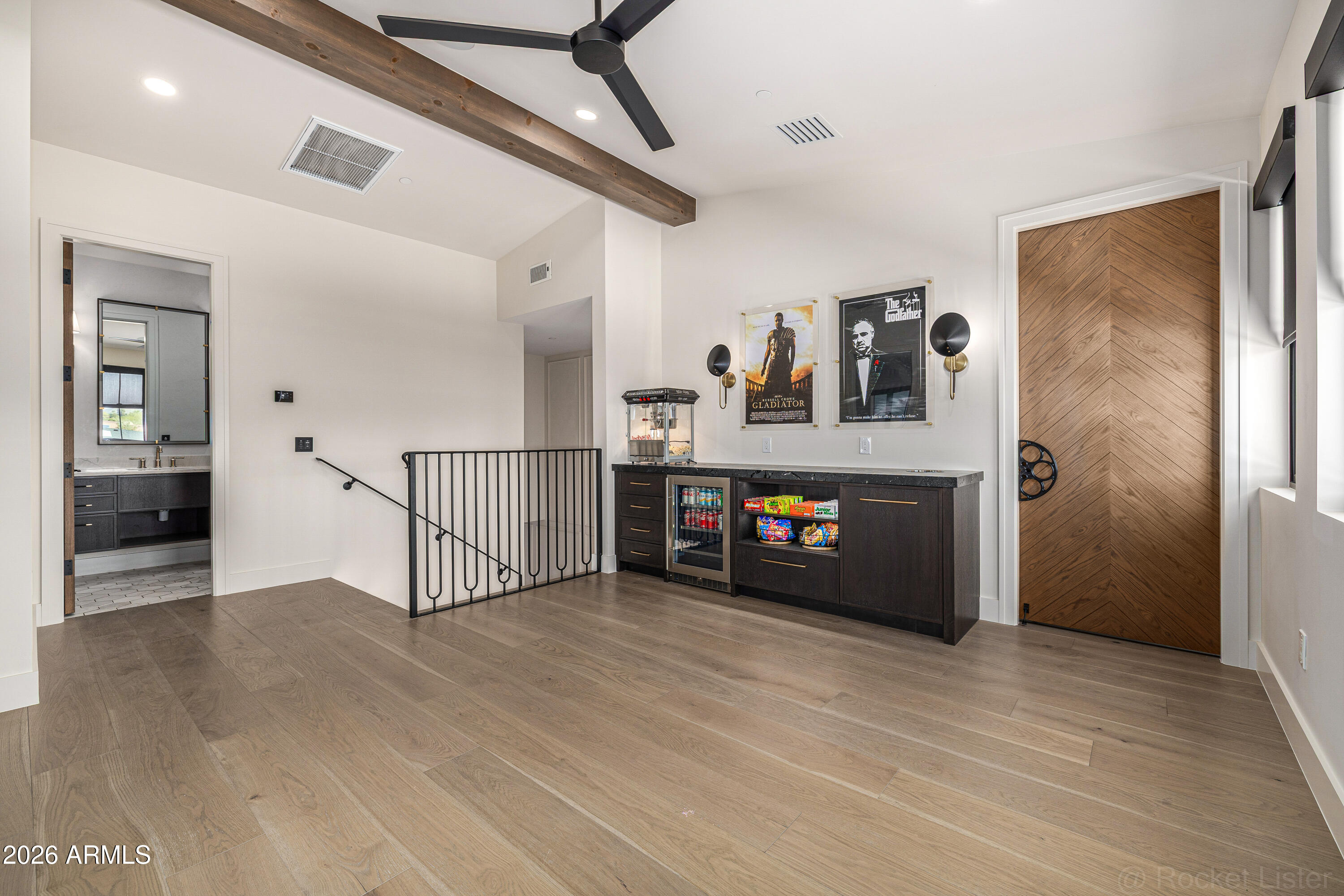 PARADISE VALLEY PALMS UNIT 5 AMD - Residential