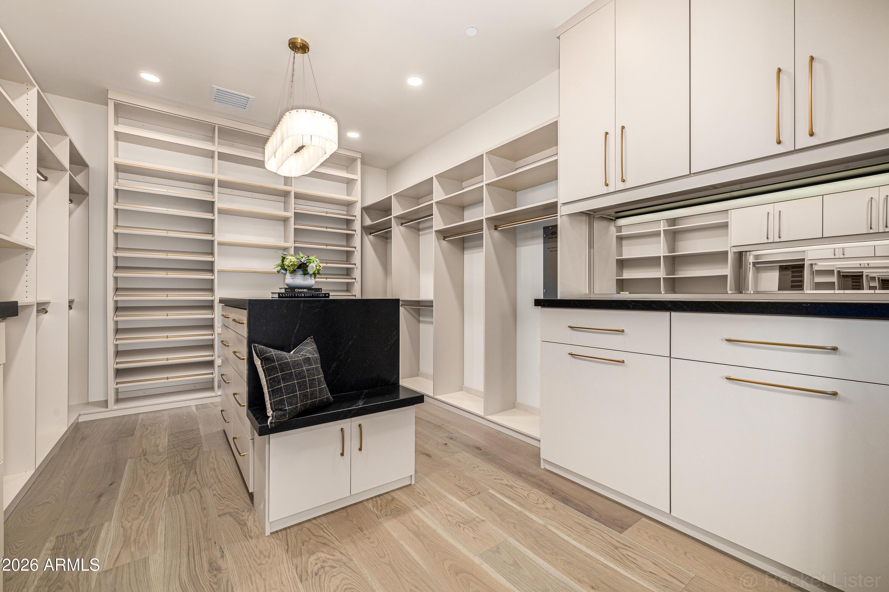 PARADISE VALLEY PALMS UNIT 5 AMD - Residential