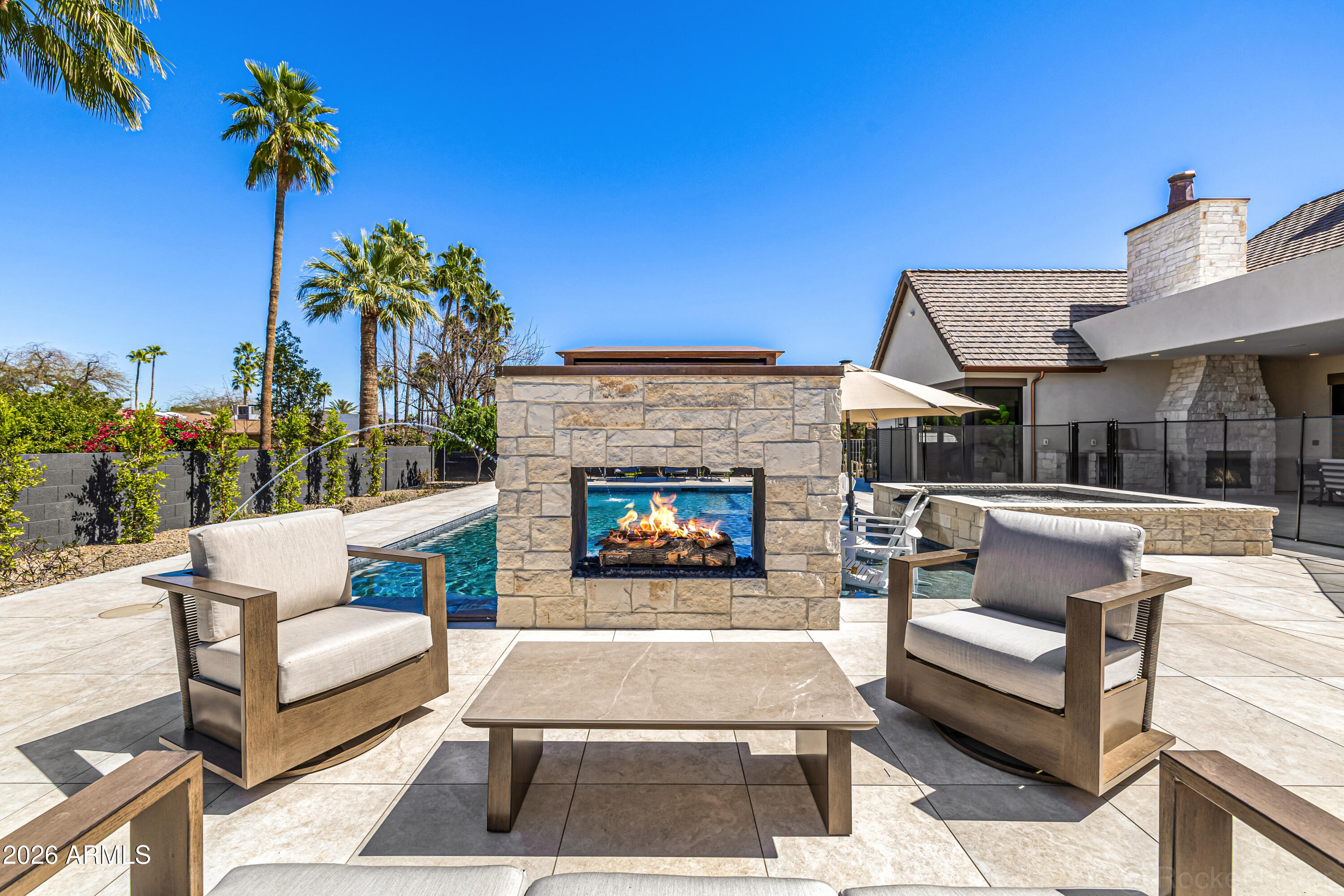 PARADISE VALLEY PALMS UNIT 5 AMD - Residential