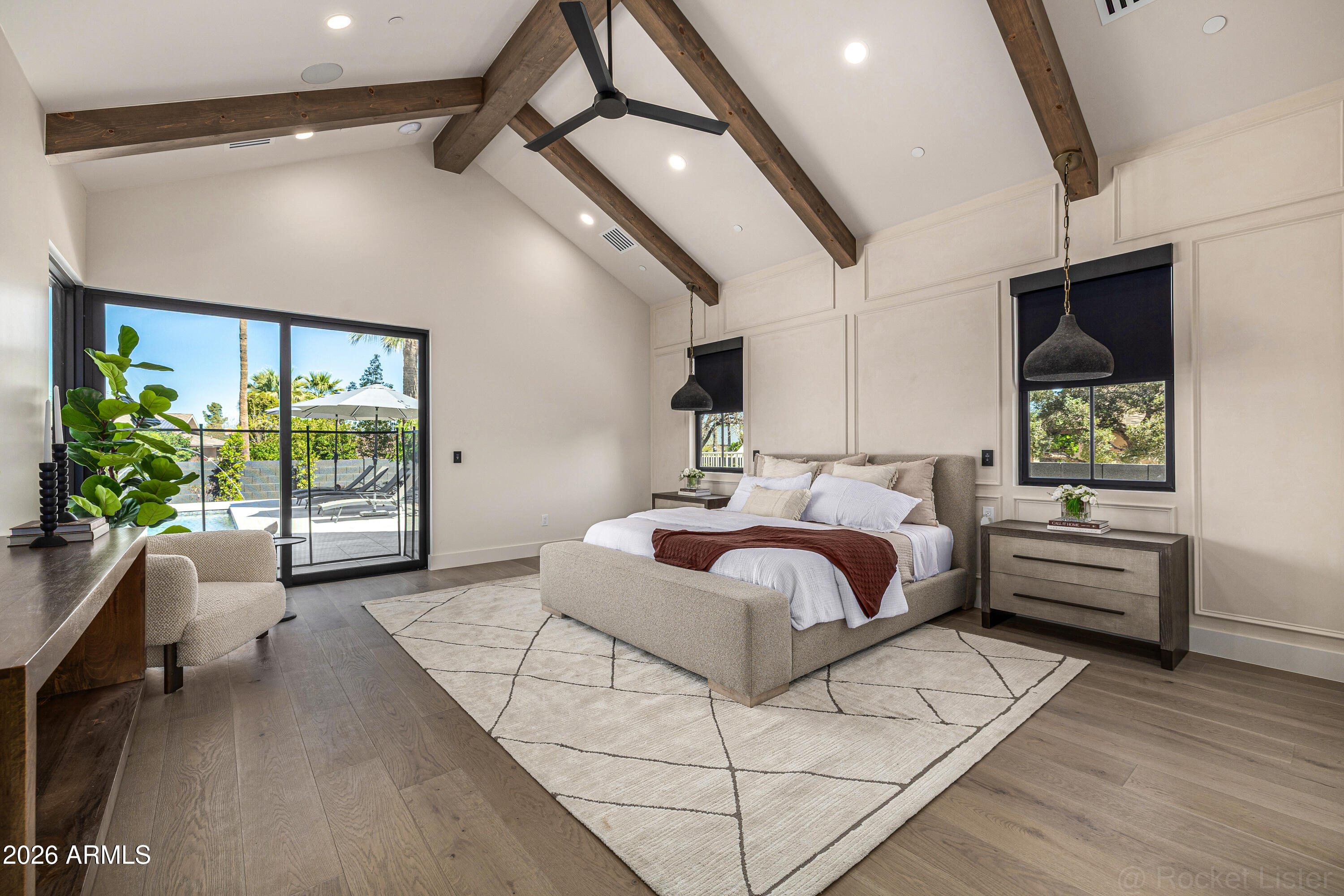 PARADISE VALLEY PALMS UNIT 5 AMD - Residential