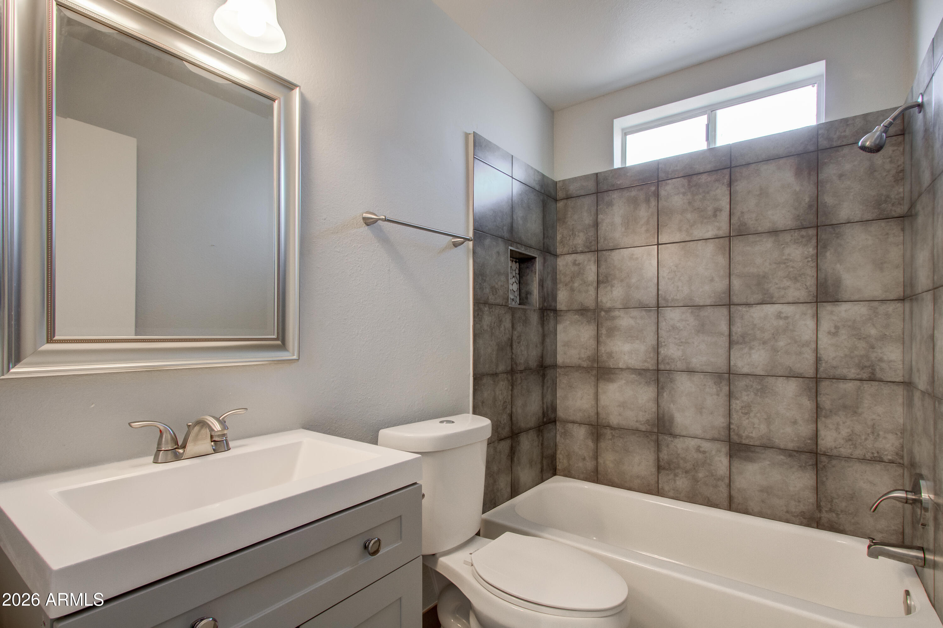BRAEMAR GLEN 4 - Residential