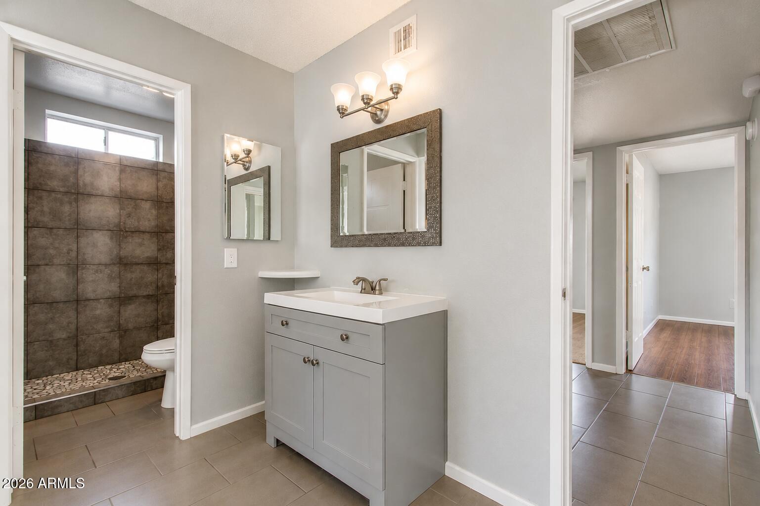 BRAEMAR GLEN 4 - Residential