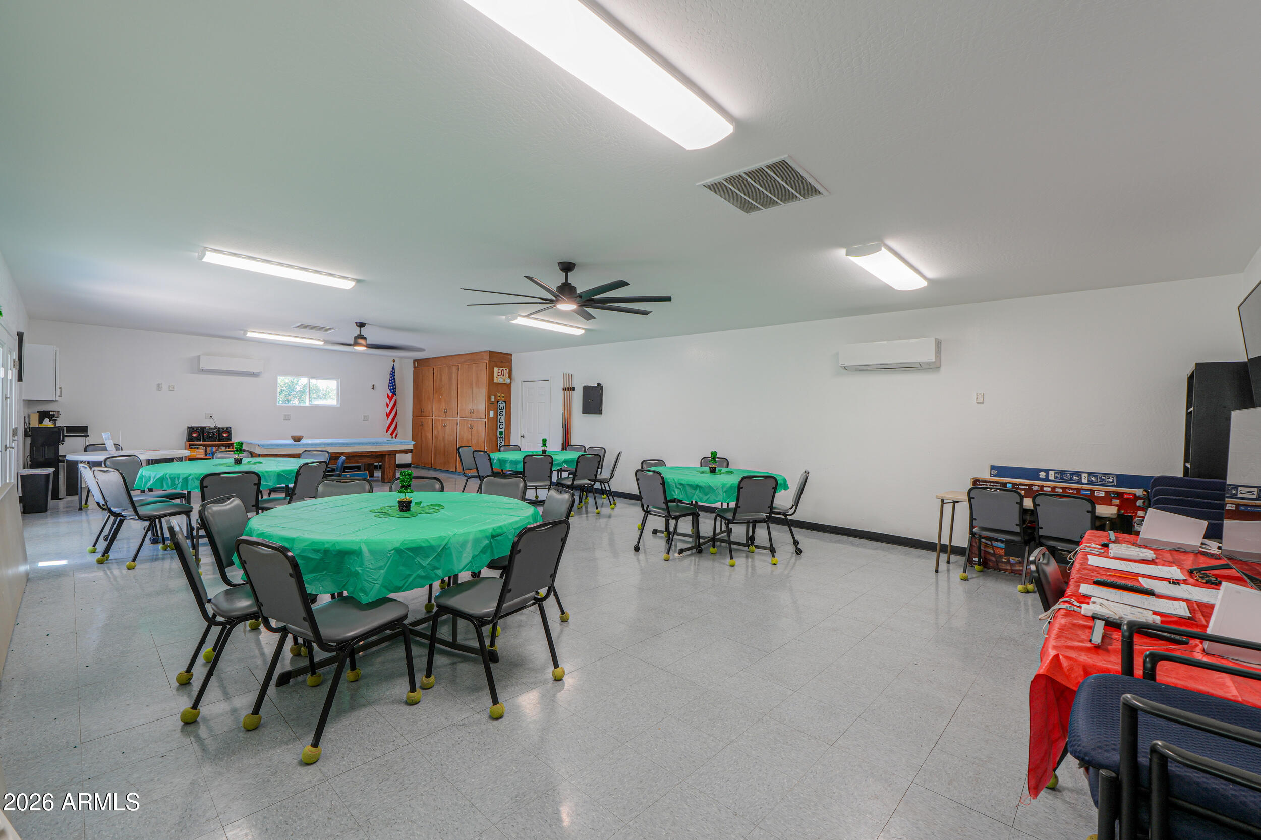 Safari Mobile Home Park - Residential
