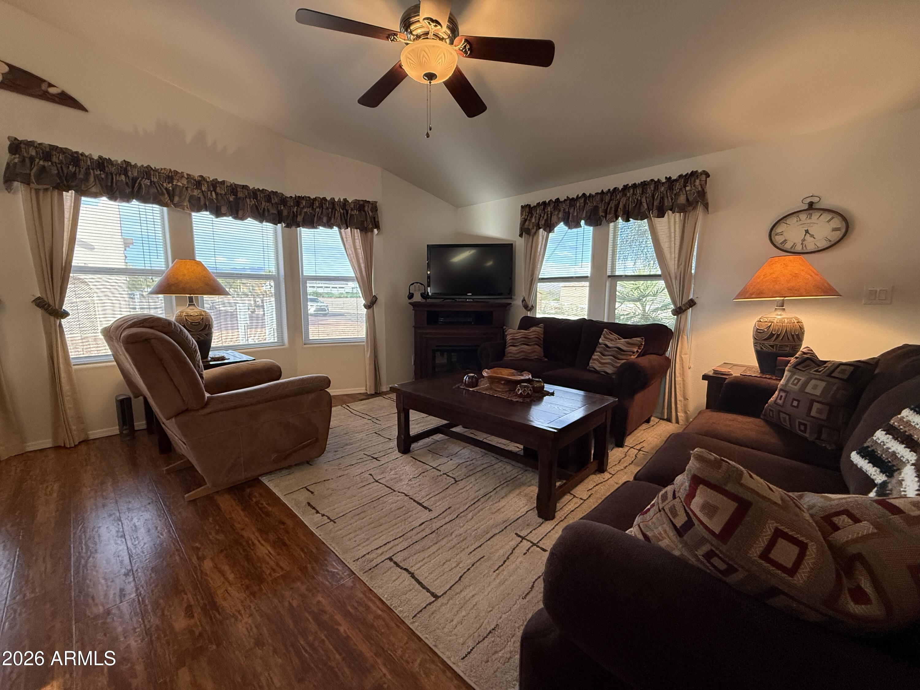 ESCAPEES AT NORTH RANCH - Residential