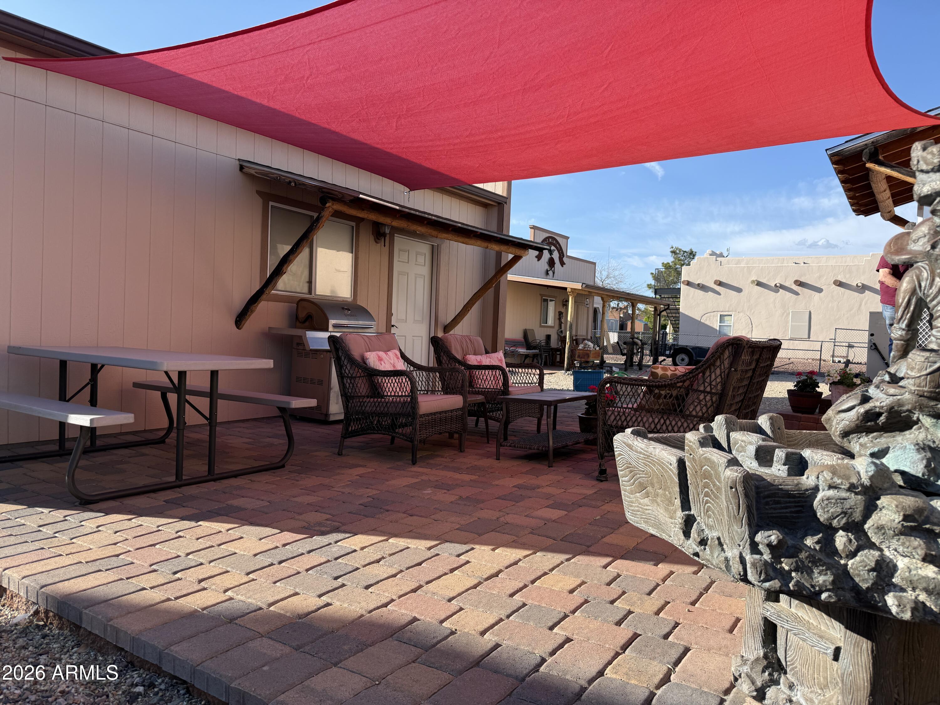 ESCAPEES AT NORTH RANCH - Residential