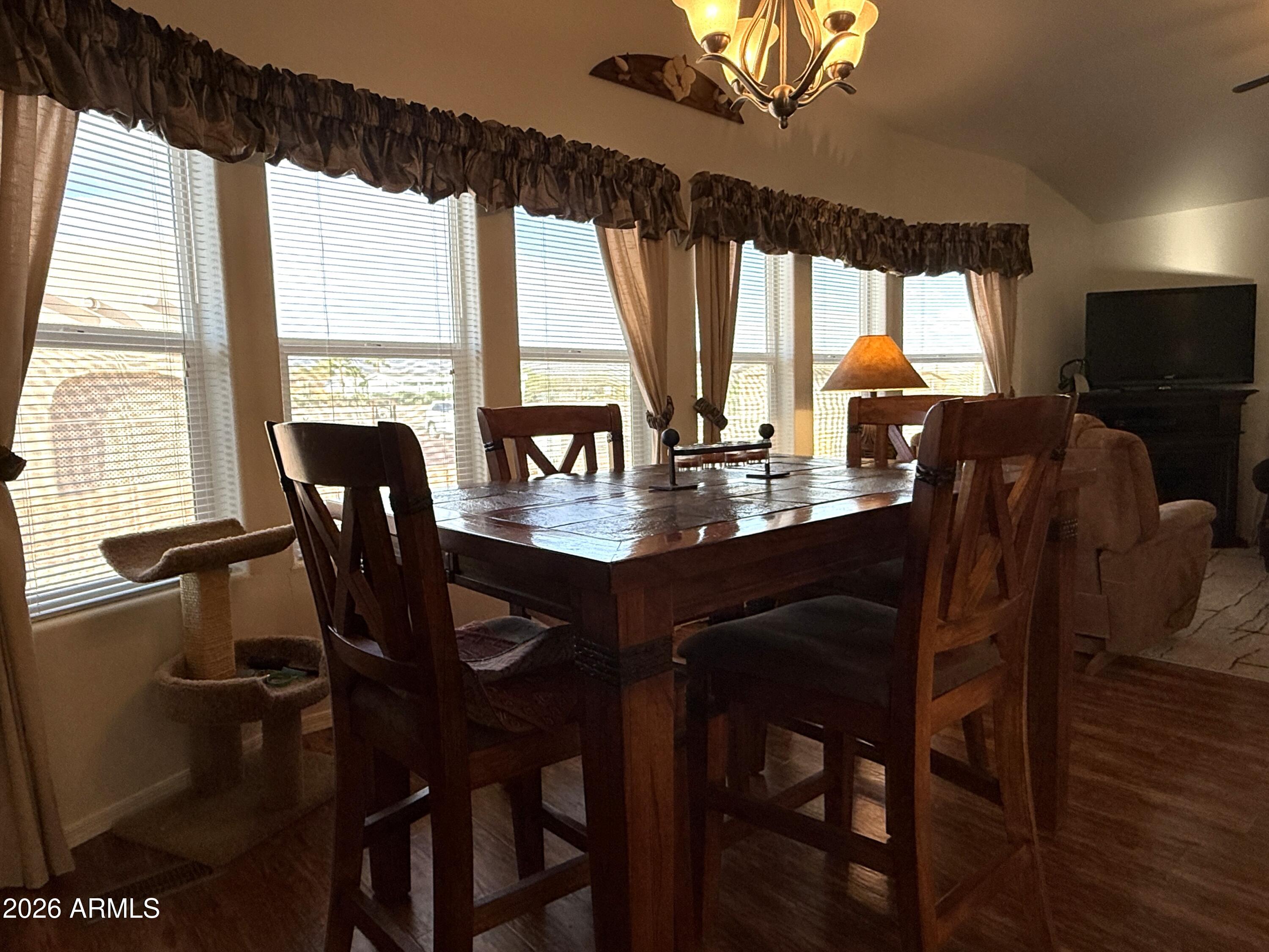 ESCAPEES AT NORTH RANCH - Residential