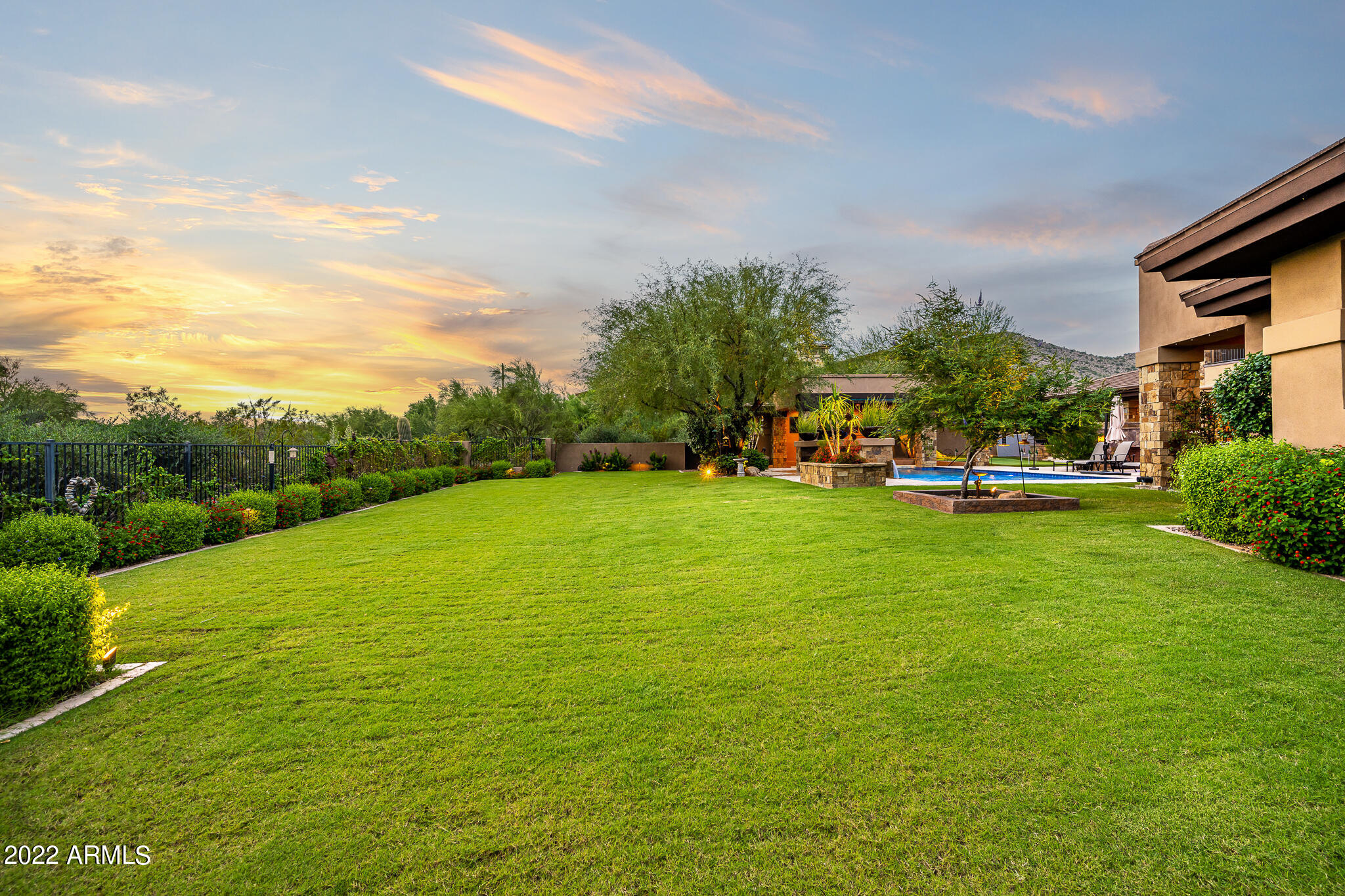 DC RANCH - Residential