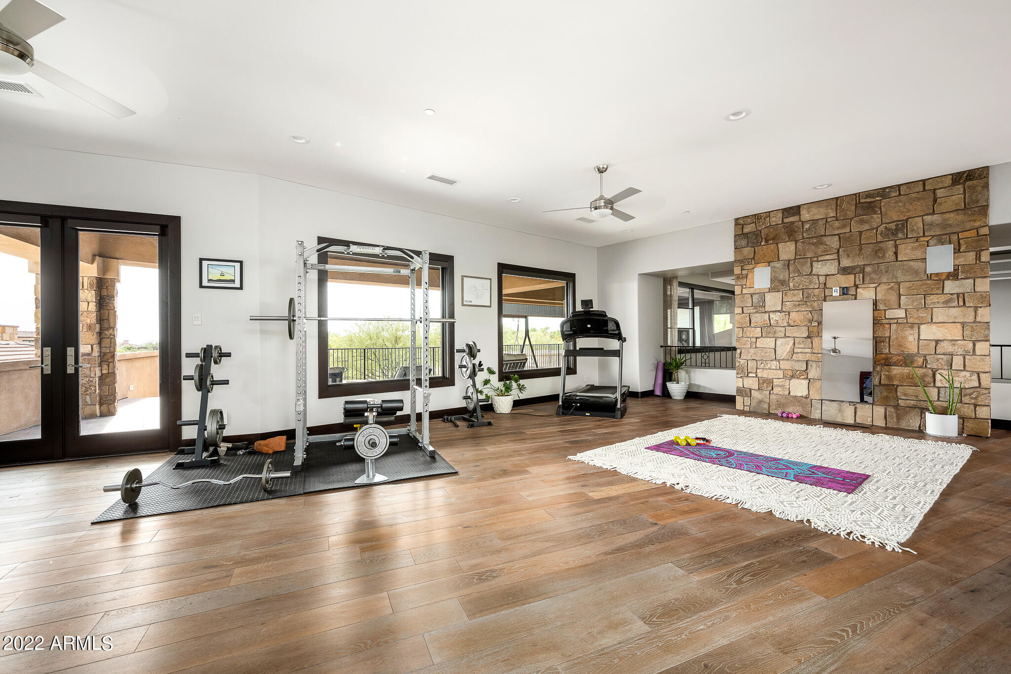DC RANCH - Residential