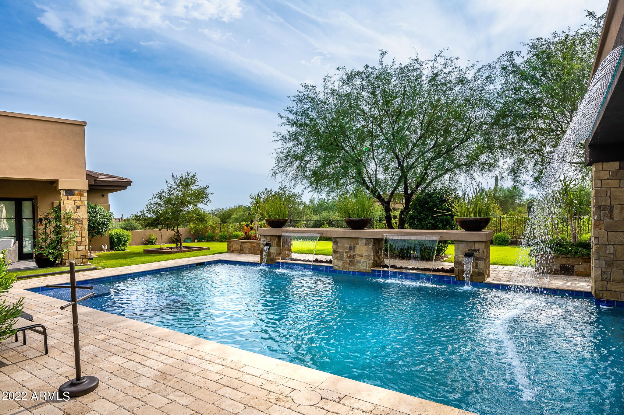 DC RANCH - Residential